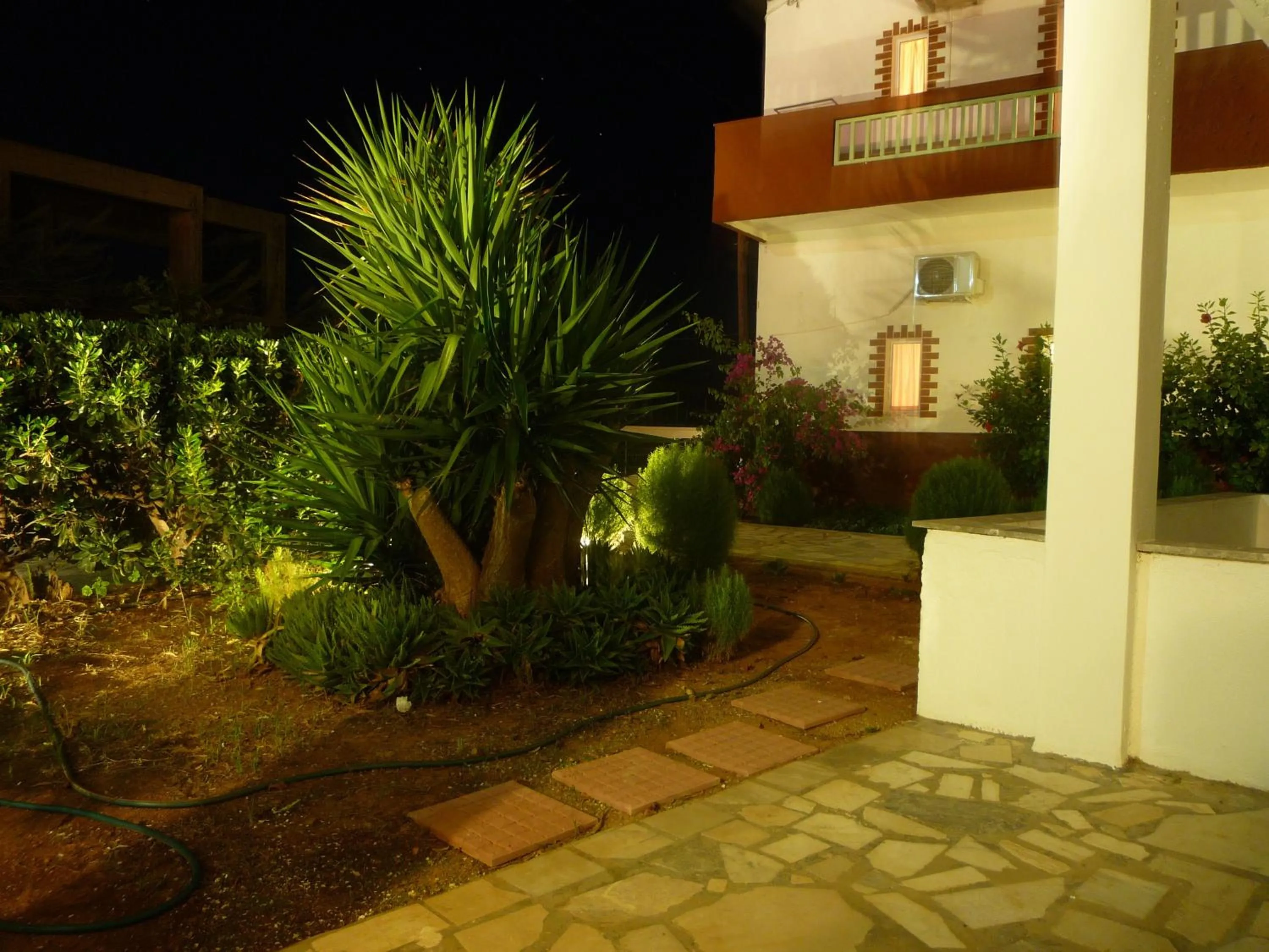 Garden in Haris Apartments