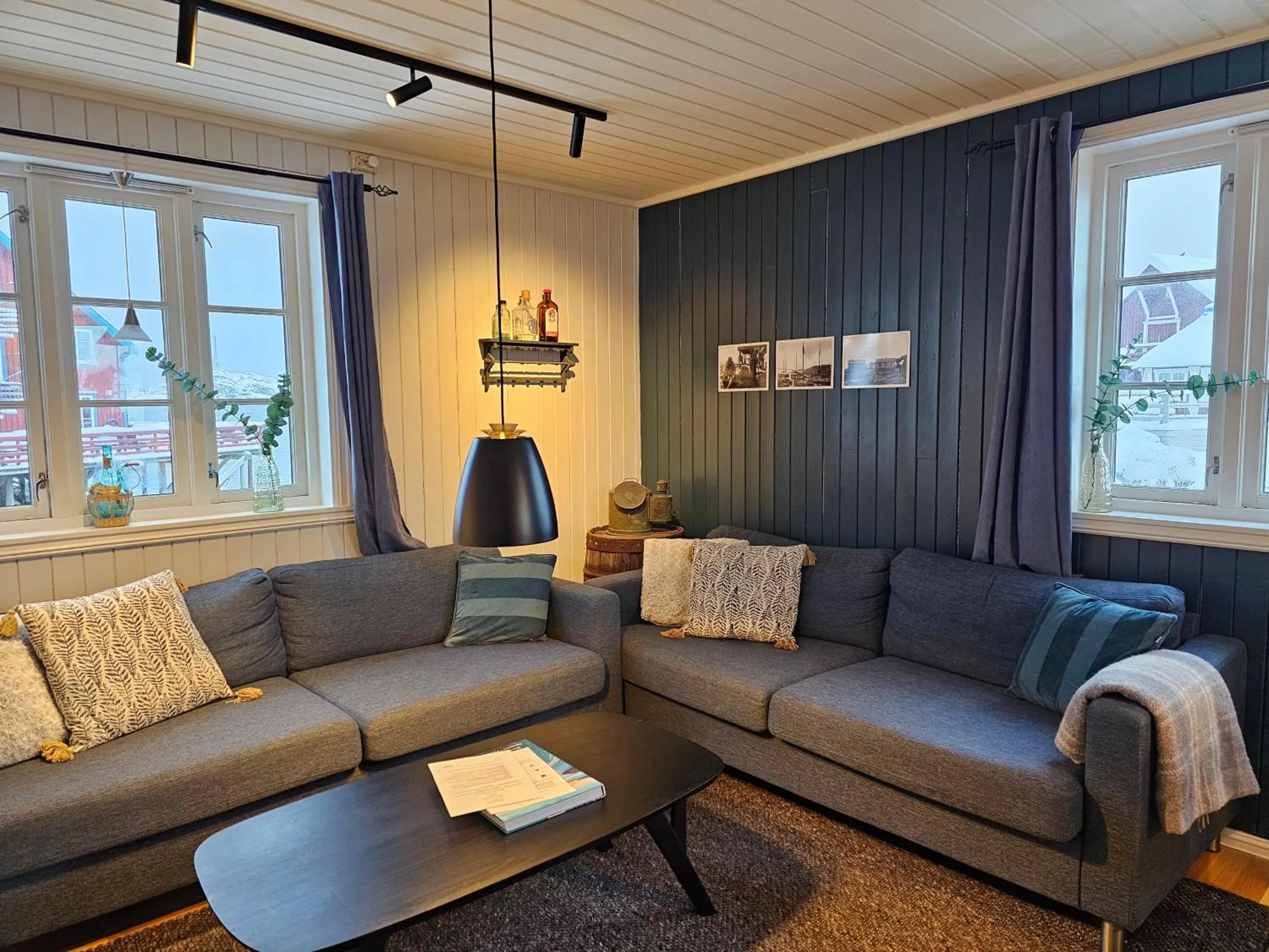 Living room in Å Rorbuer - by Classic Norway Hotels