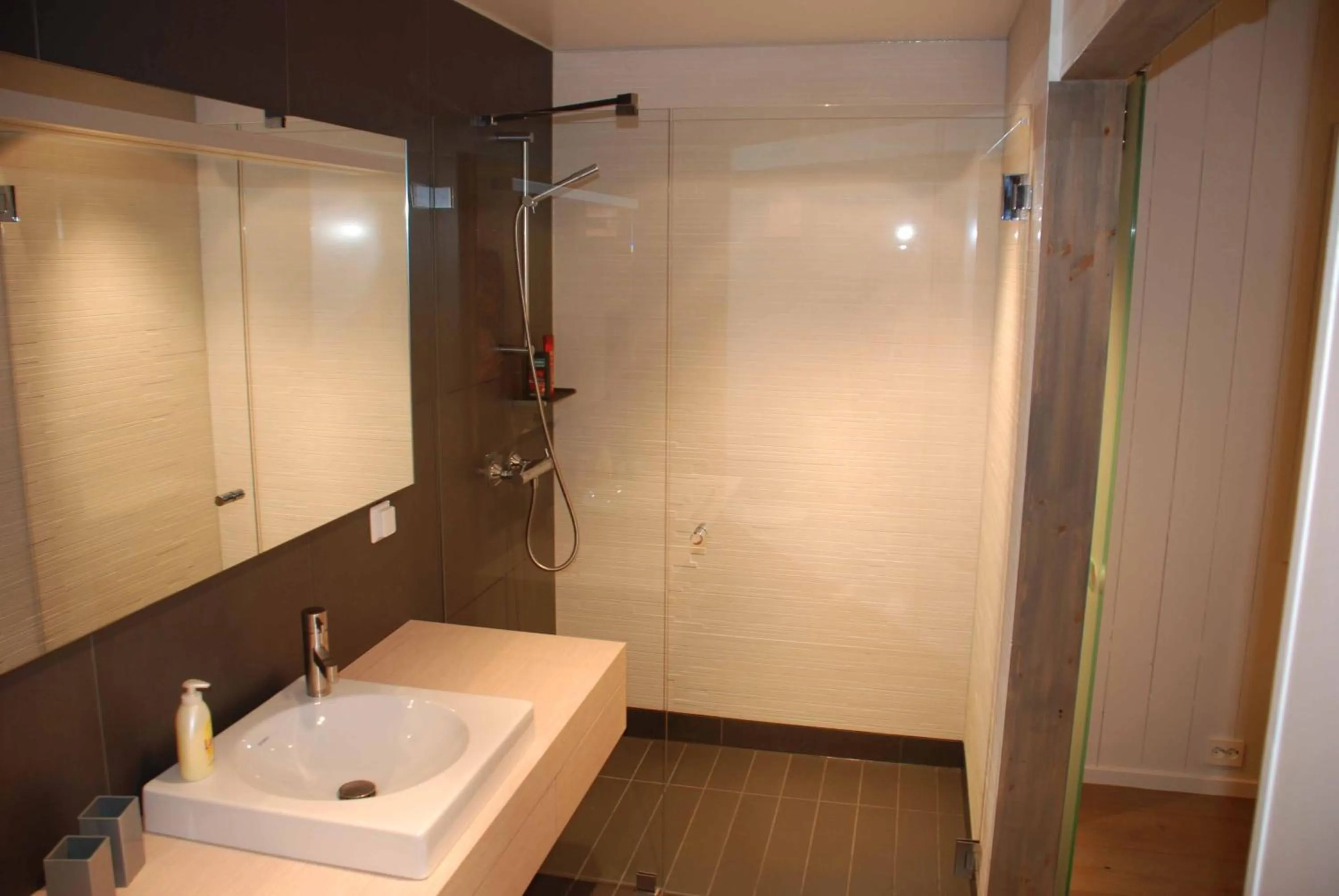 Shower in Å Rorbuer - by Classic Norway Hotels