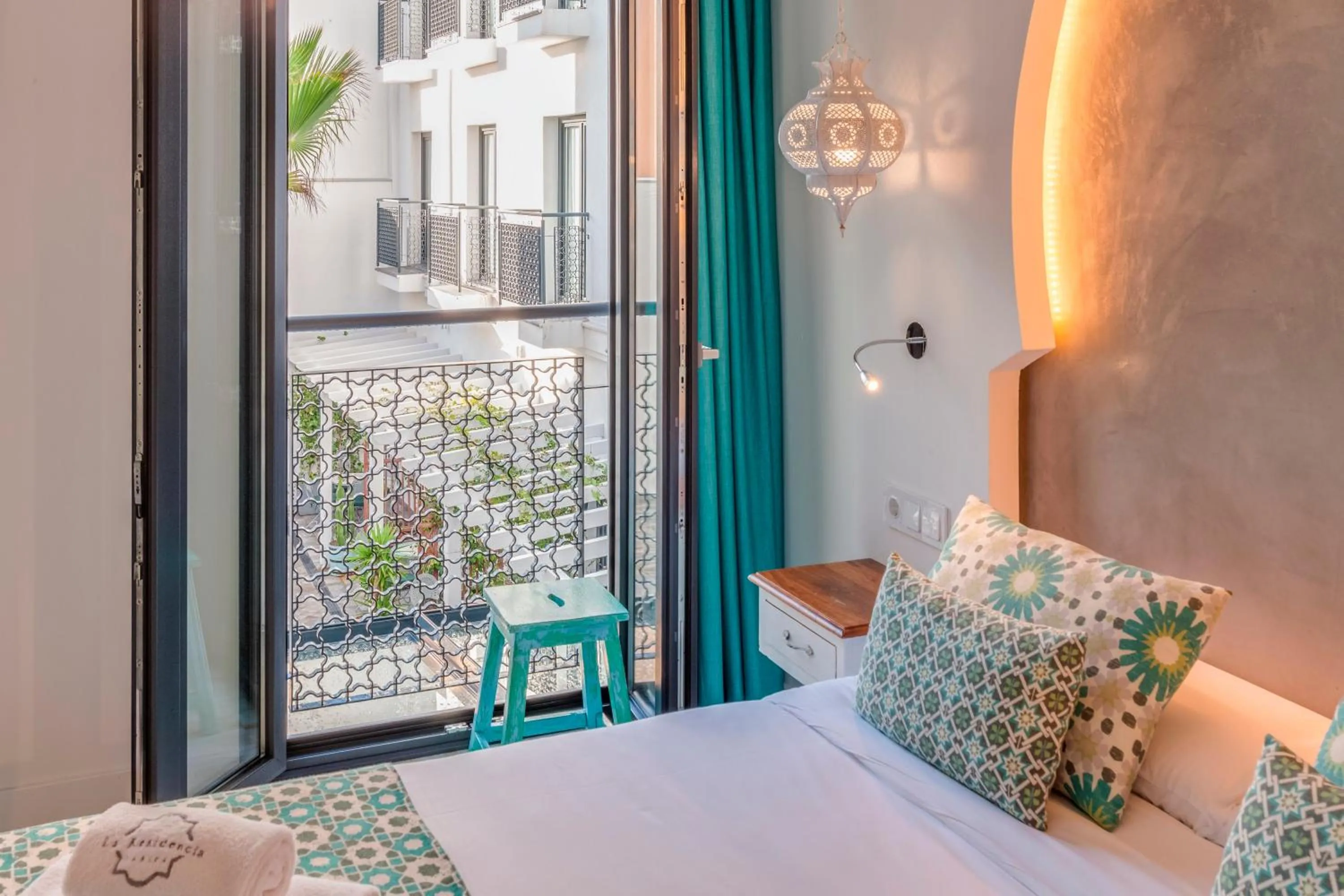 Patio, Bed in La Residencia Puerto Hotel & Spa