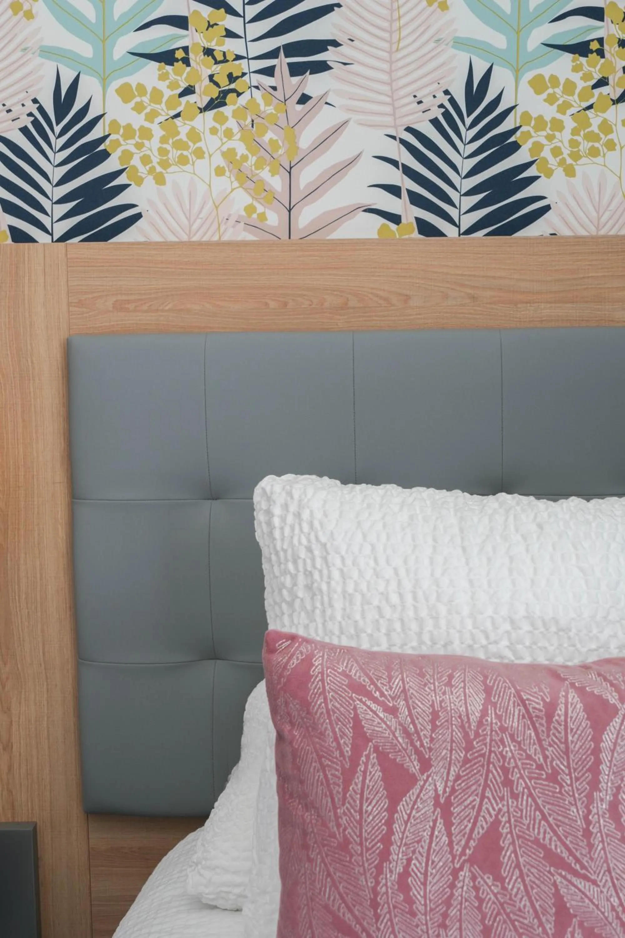 Bed in Logis Hôtel l'Amandier