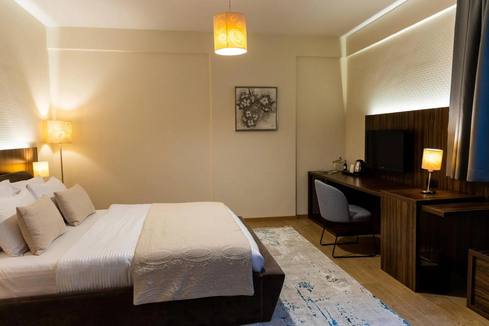 Bedroom, Bed in Hotel Sirius