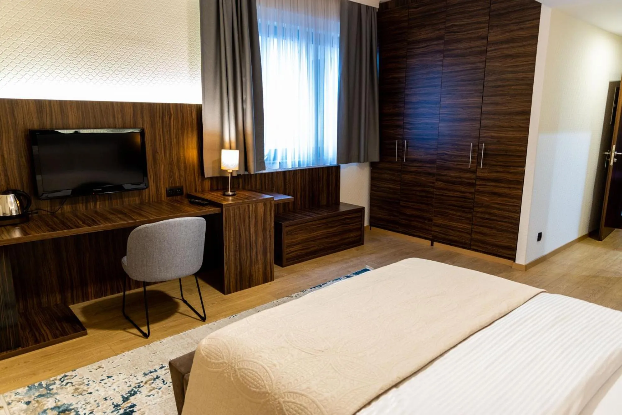 TV and multimedia, Bed in Hotel Sirius