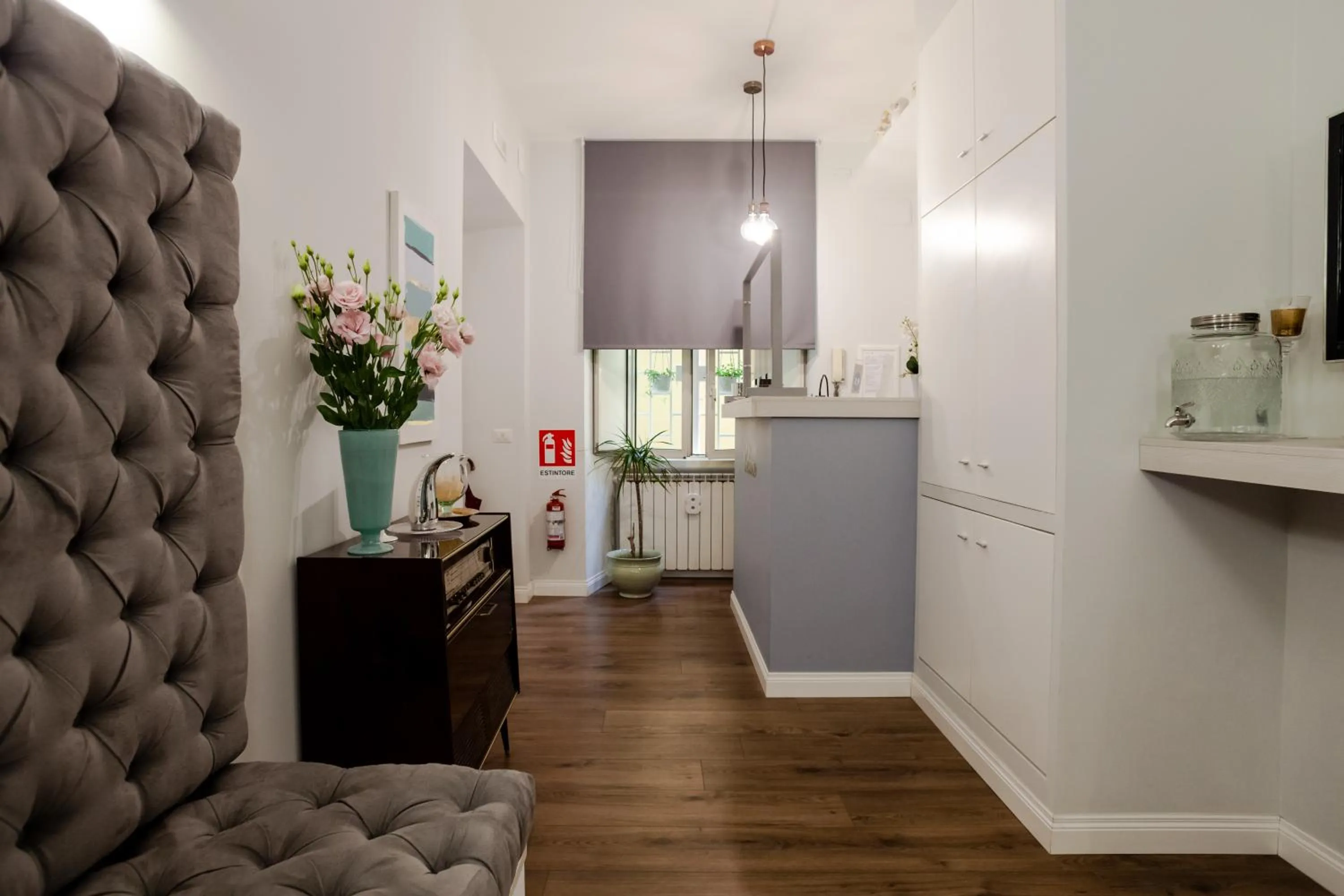 Lobby or reception in Eighty Four Rooms