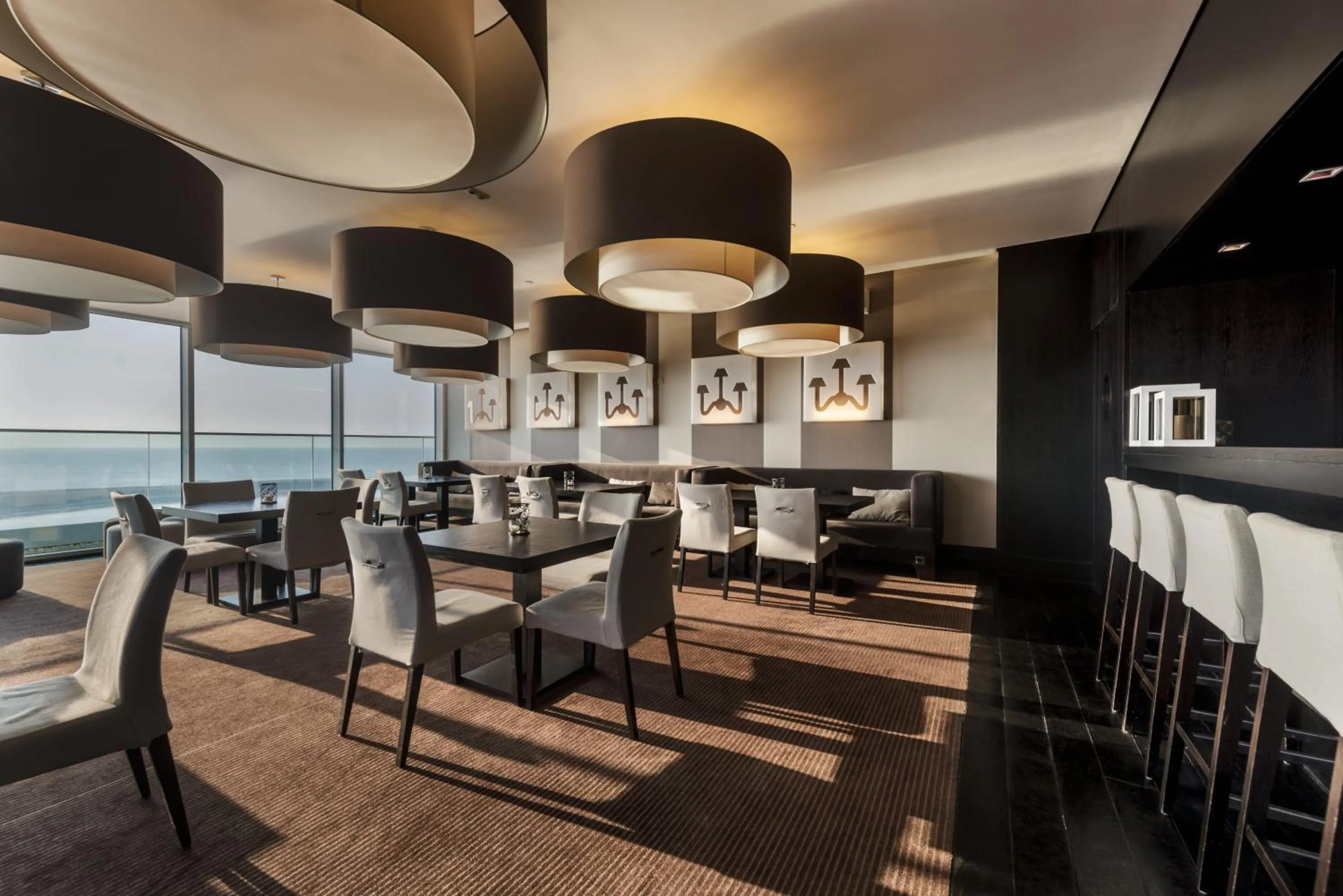 Restaurant/places to eat in Hotel Baia