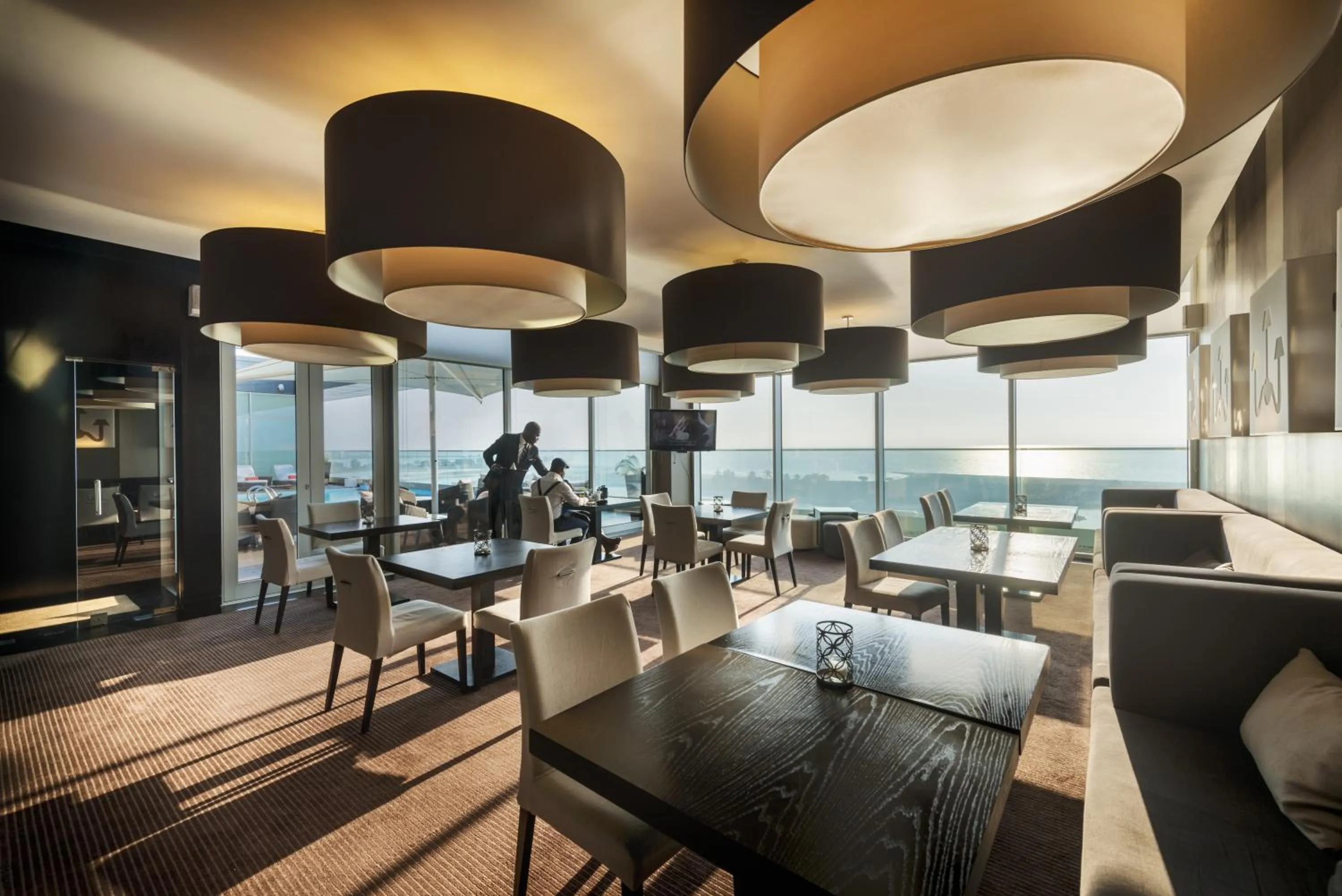 Restaurant/places to eat in Hotel Baia