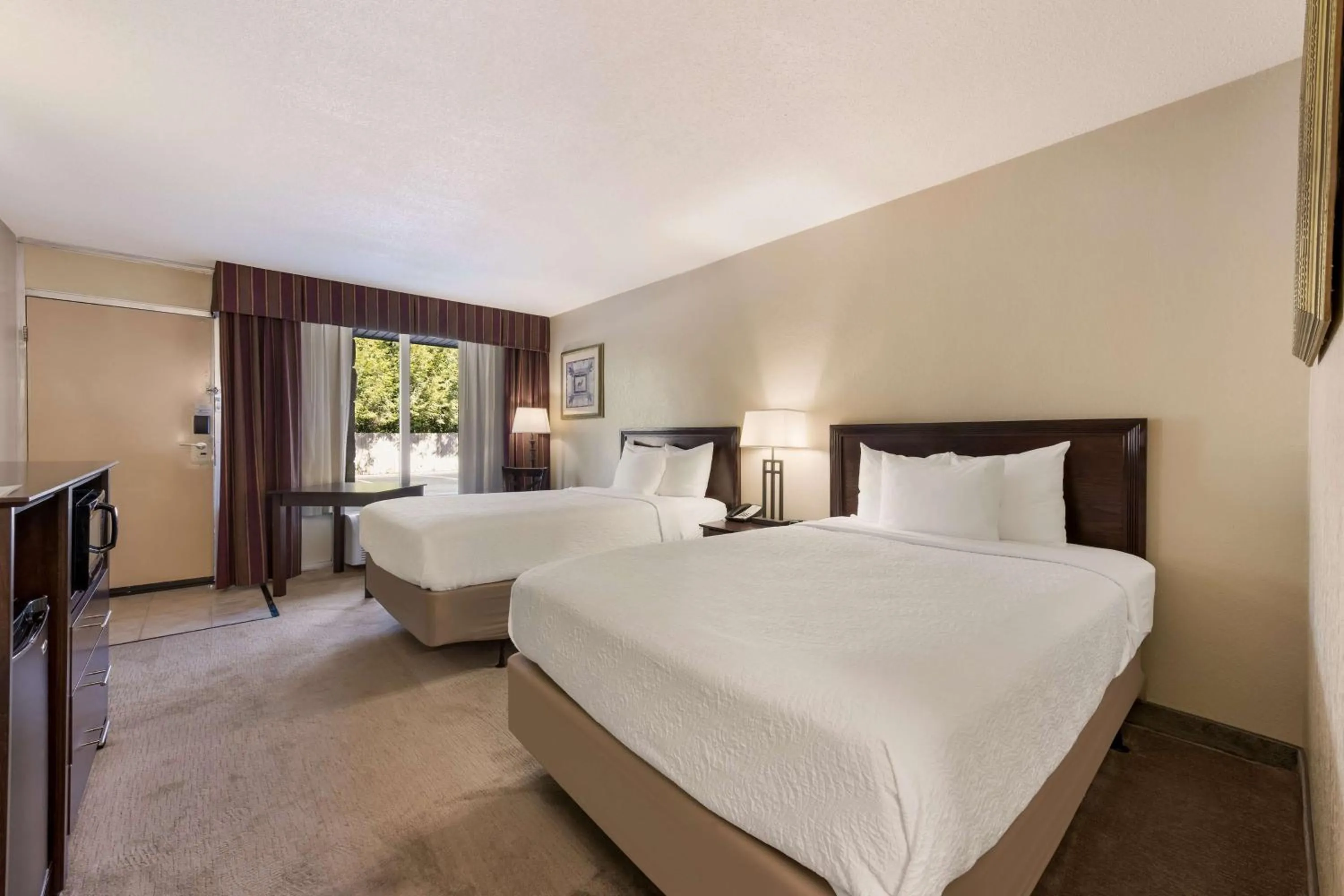 Bedroom, Bed in The Lodge at Banner Elk