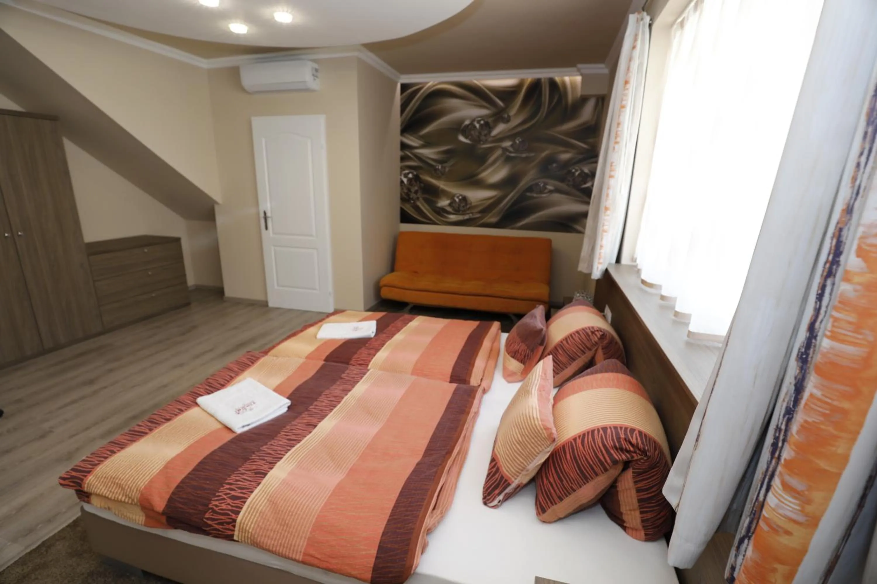 Bed in Tinódi Fogadó