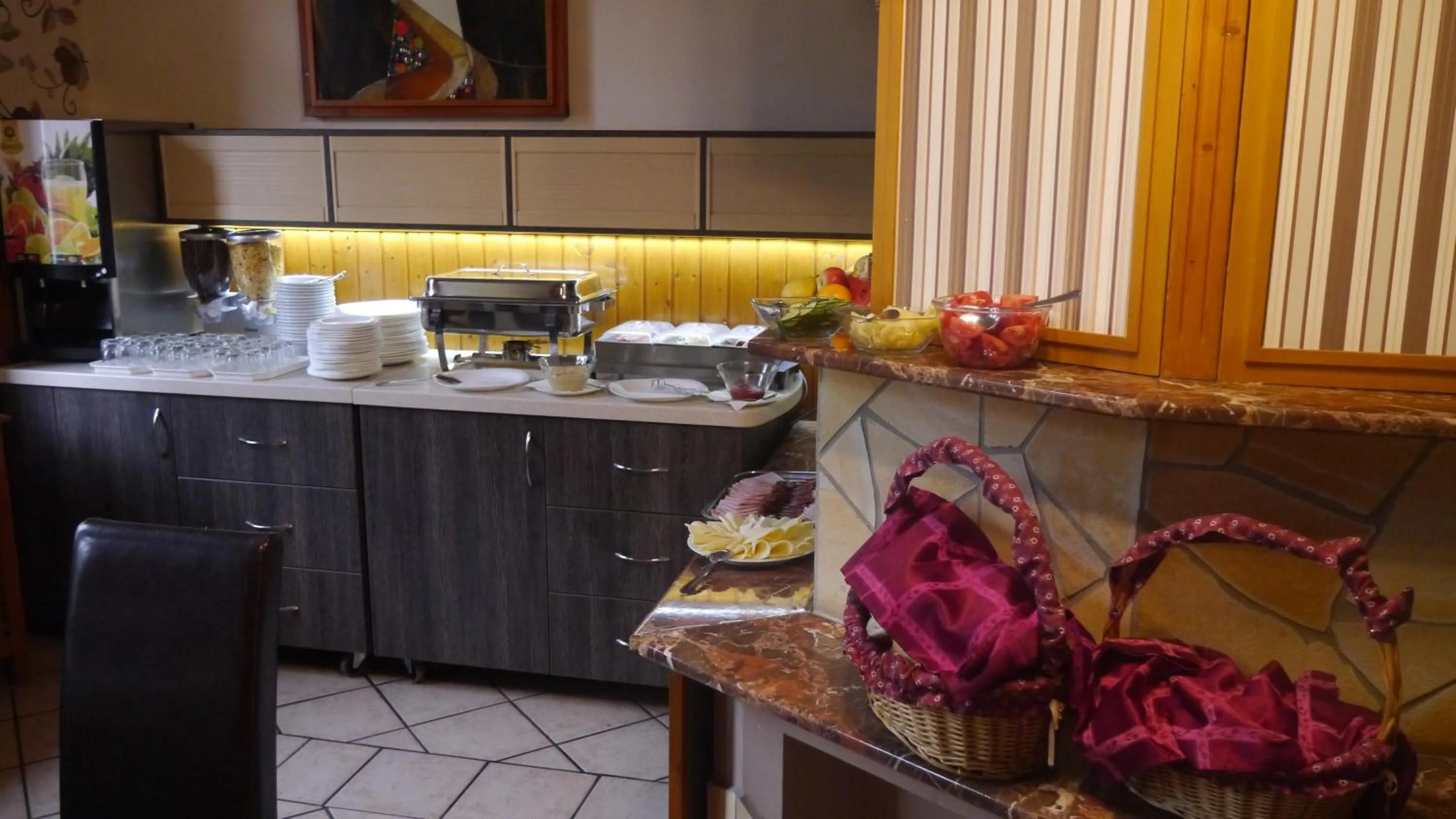 Breakfast in Tinódi Fogadó