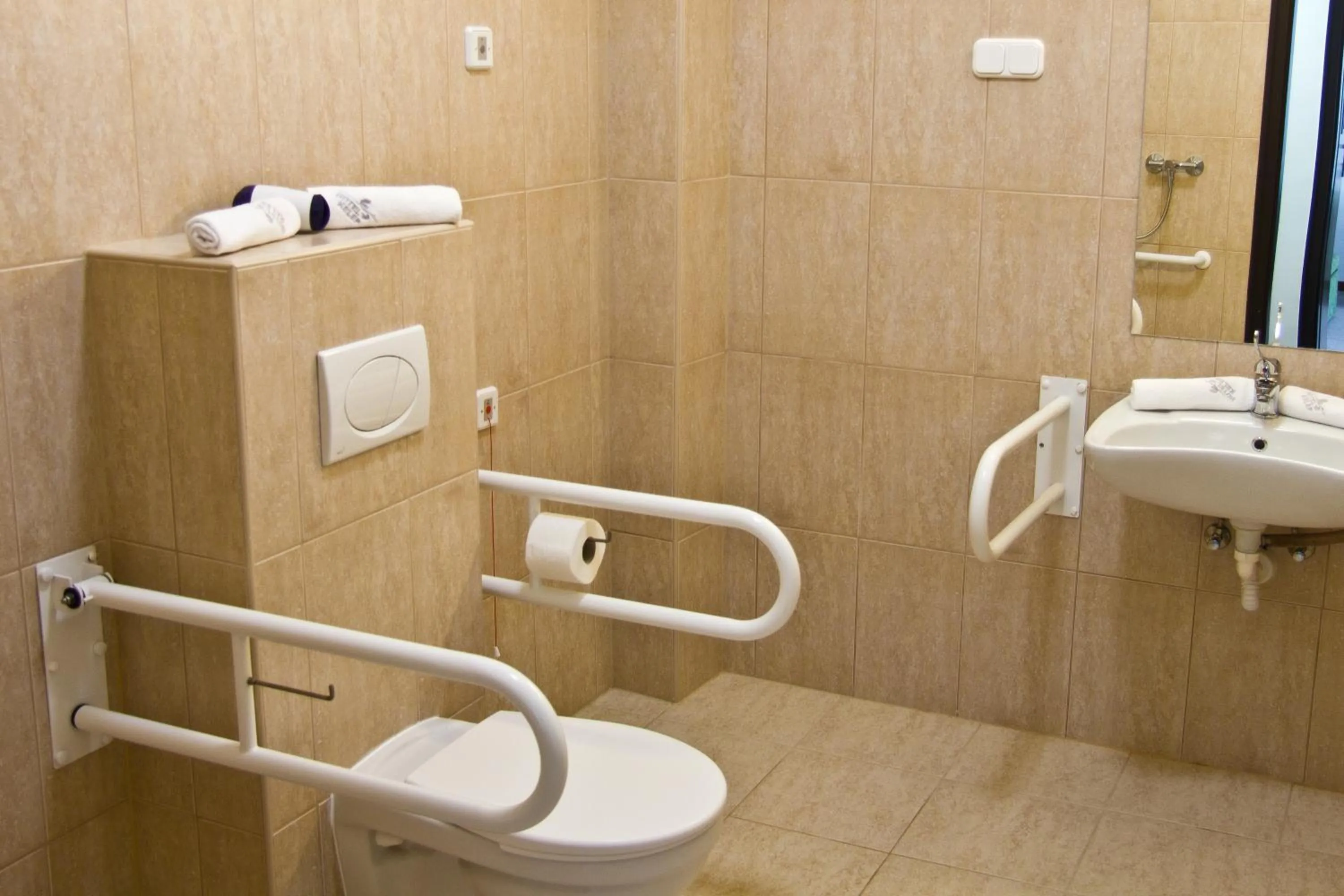 Toilet in Hotel Kelep