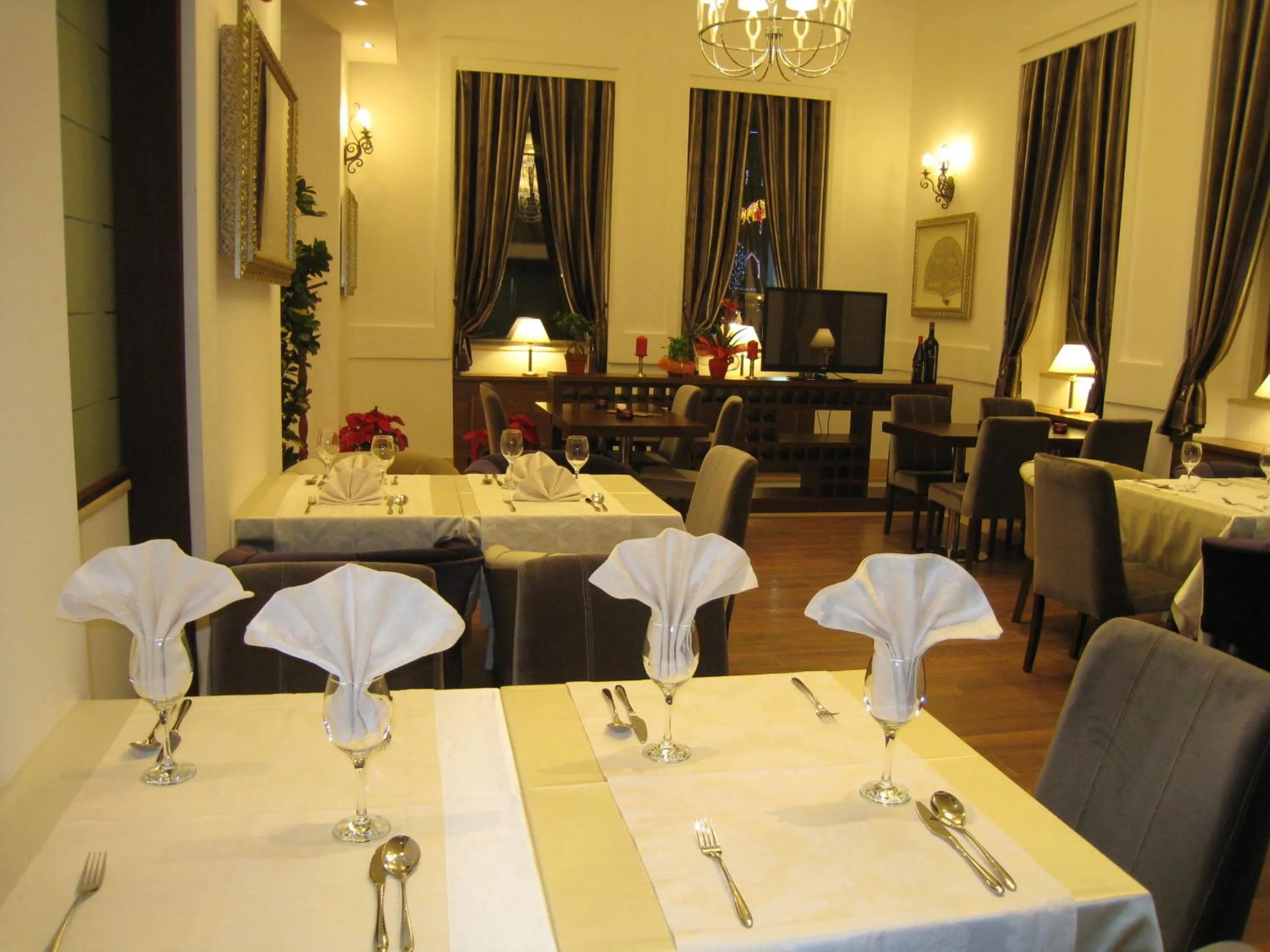 Restaurant/places to eat in Boutique Hotel Kotoni