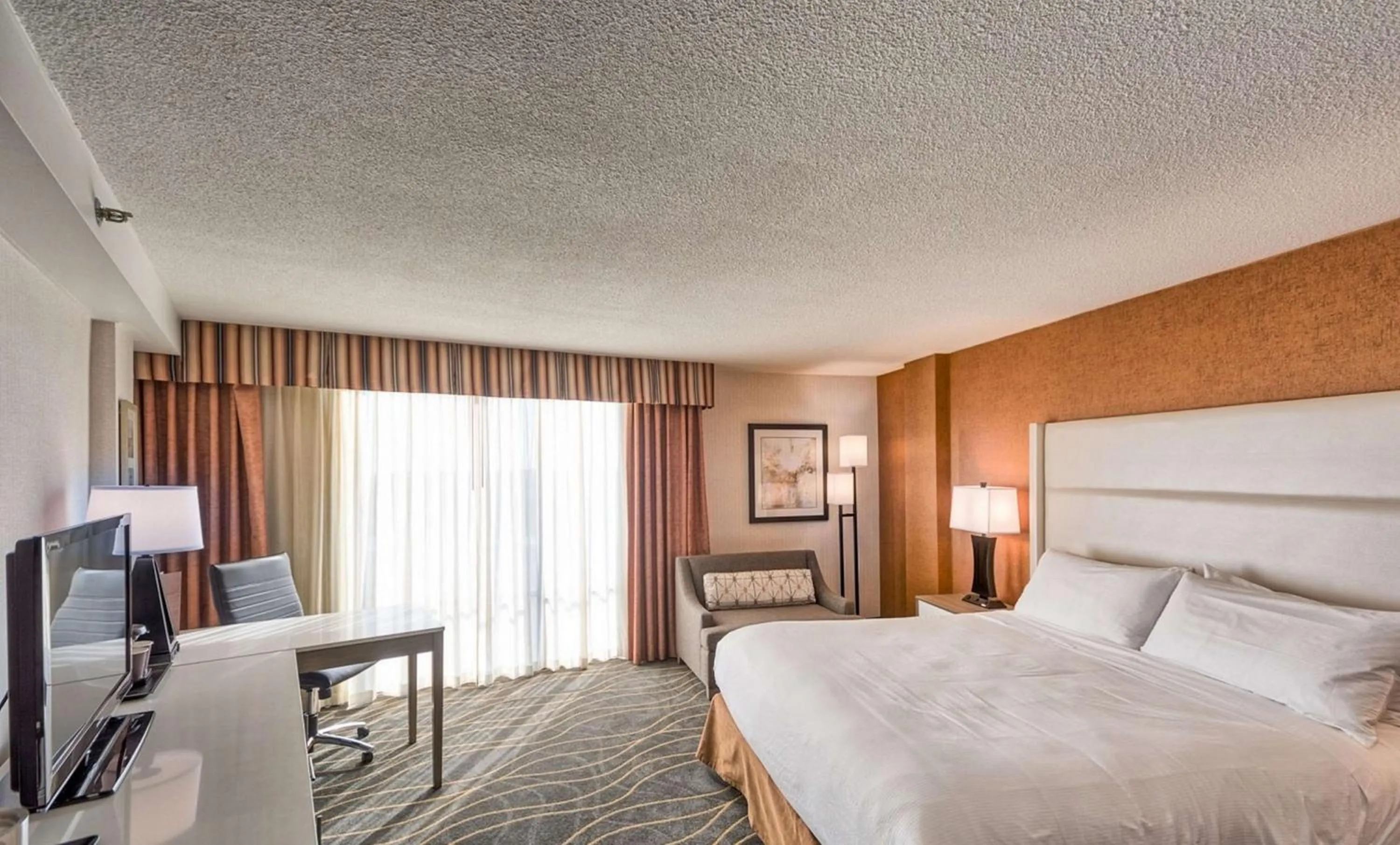 Bed in DoubleTree by Hilton Portland, ME