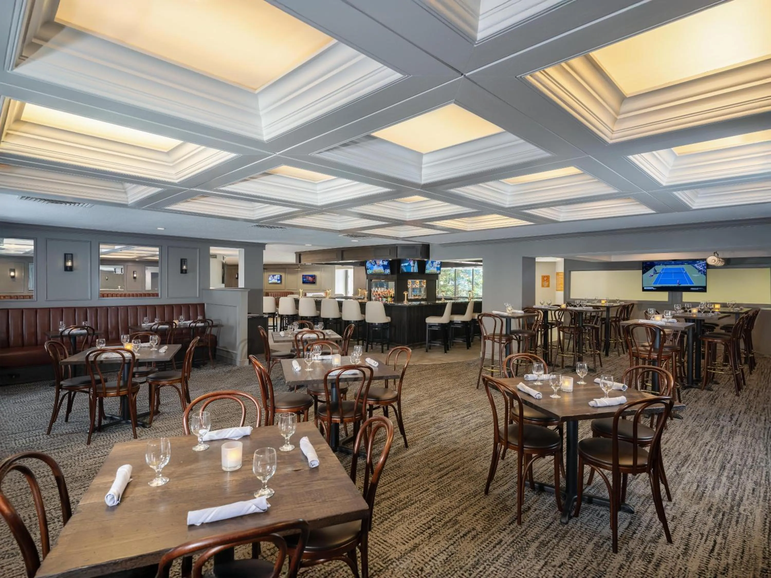 Restaurant/places to eat in DoubleTree by Hilton Portland, ME
