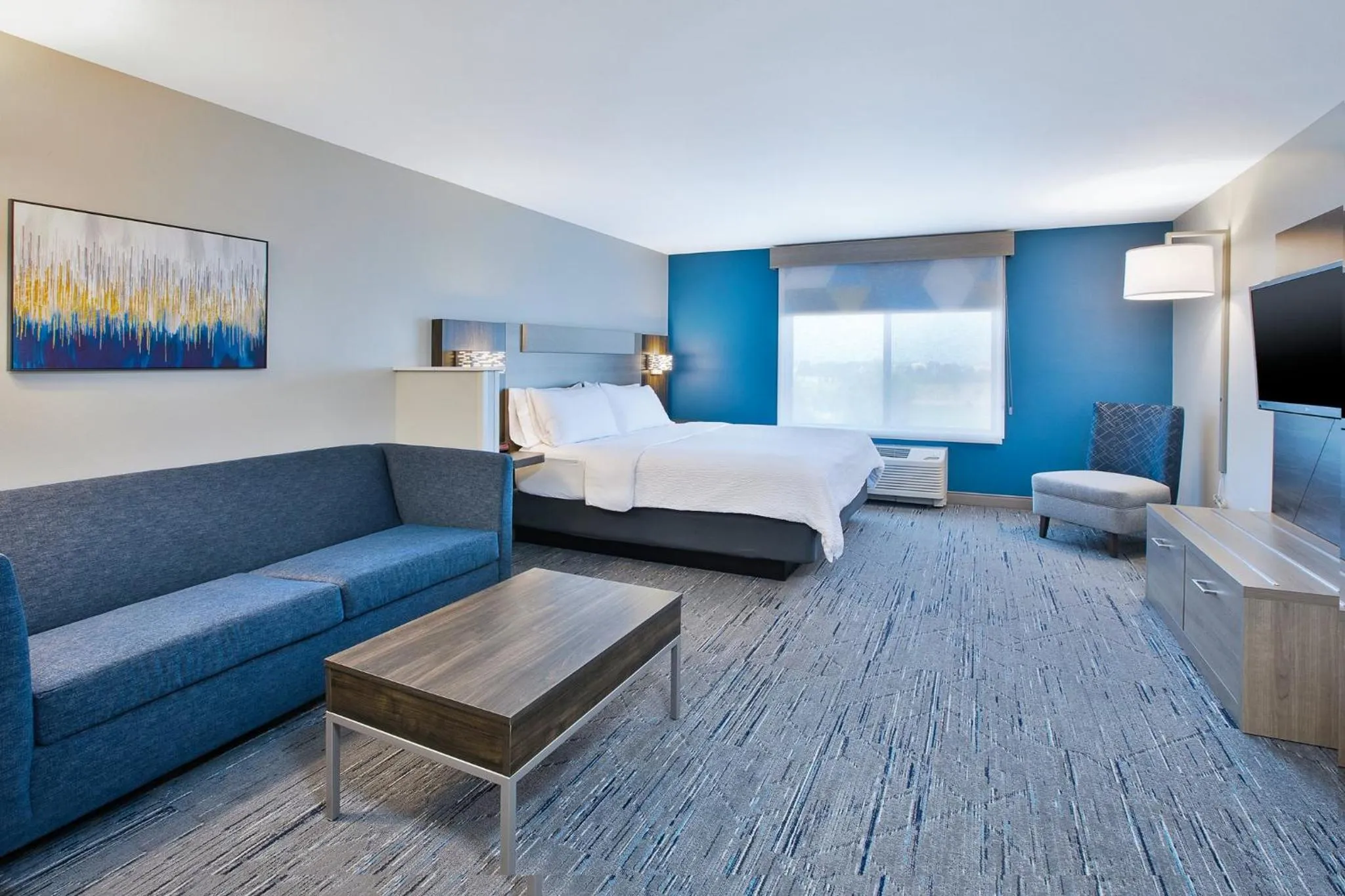 Photo of the whole room, Bed in Holiday Inn Express & Suites Sioux Falls Southwest by IHG