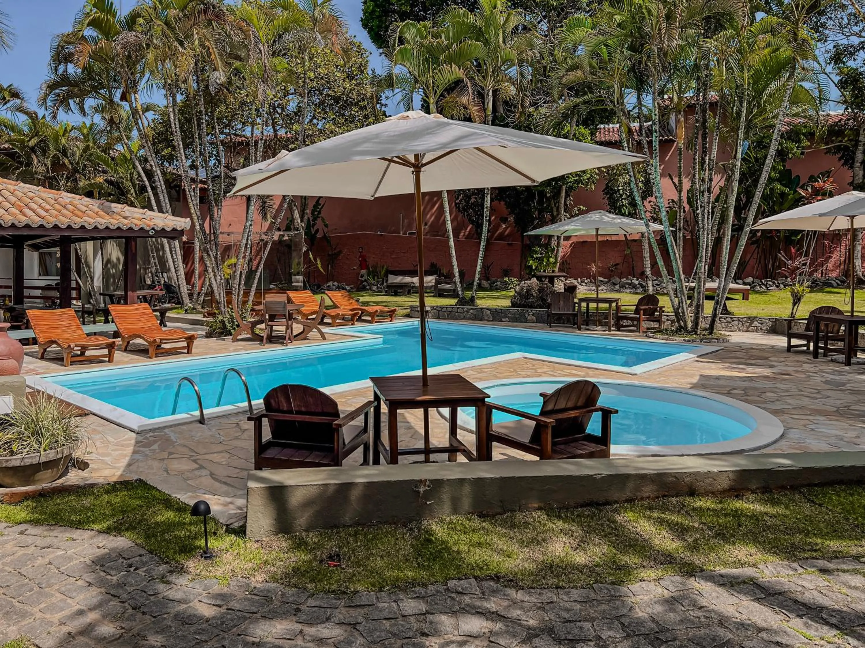 Swimming pool in Pousada Arraial Candeia