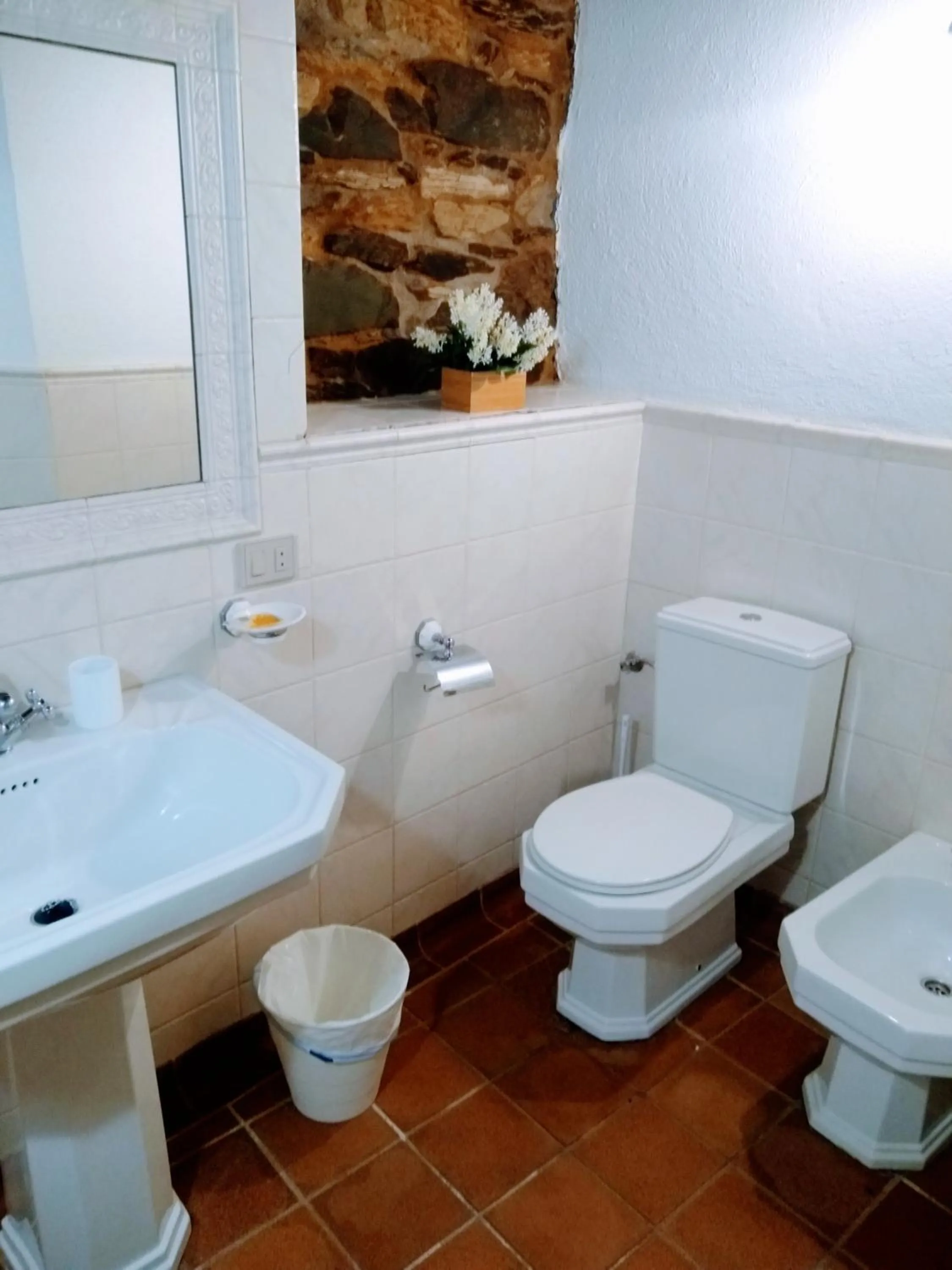 Toilet in Casa Pacios by M de Santiago