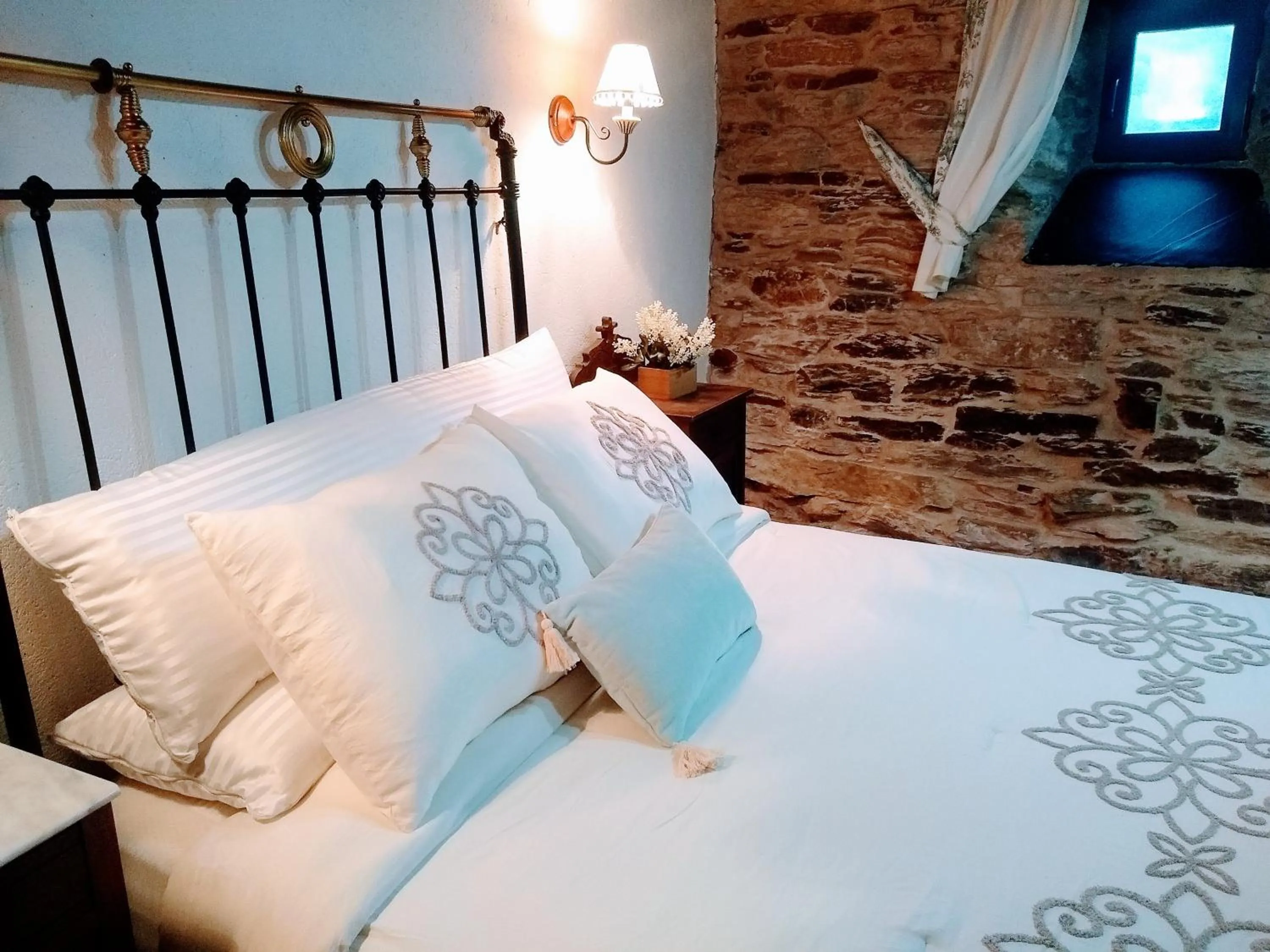 Bed in Casa Pacios by M de Santiago