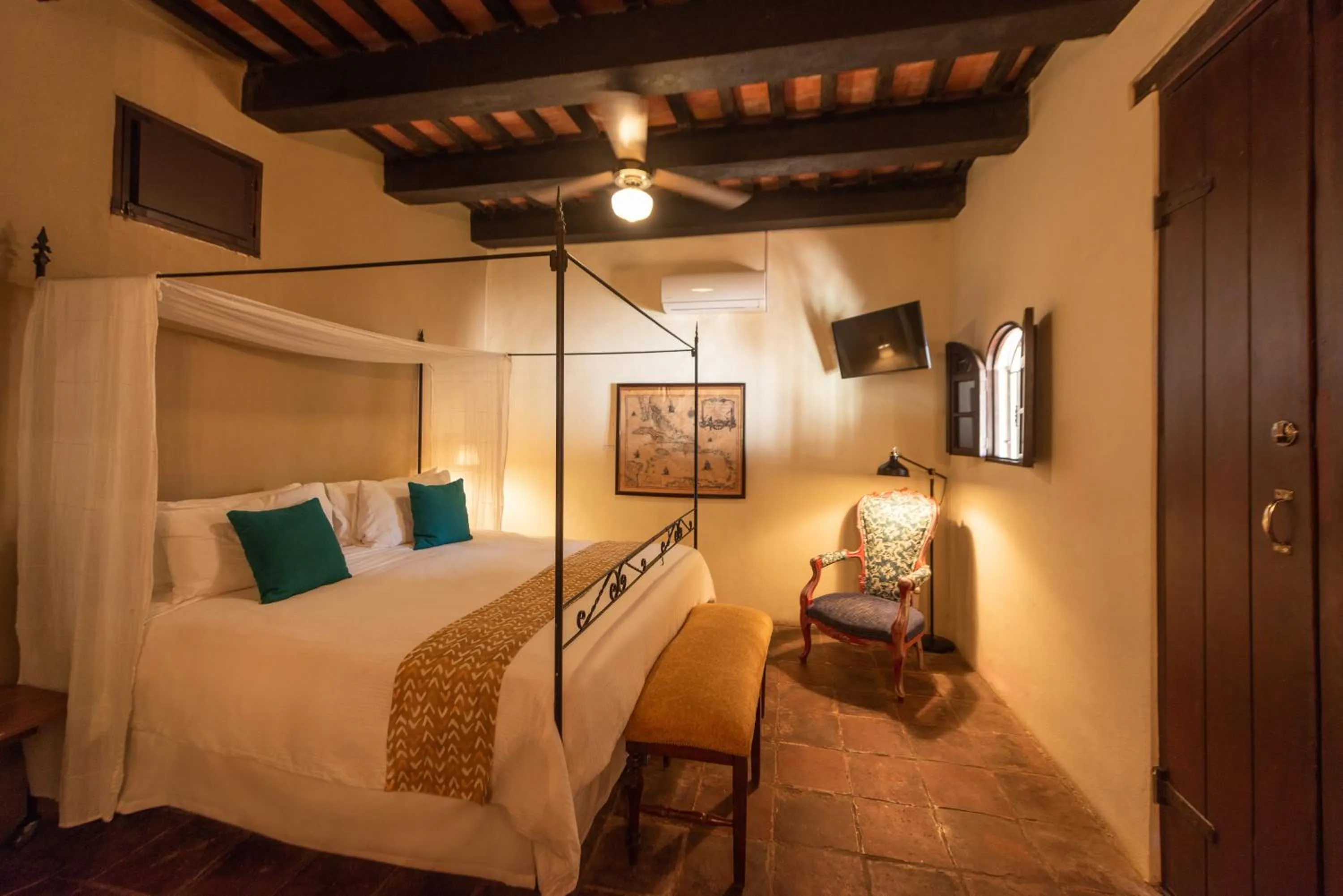 Bed in El Beaterio Casa Museo