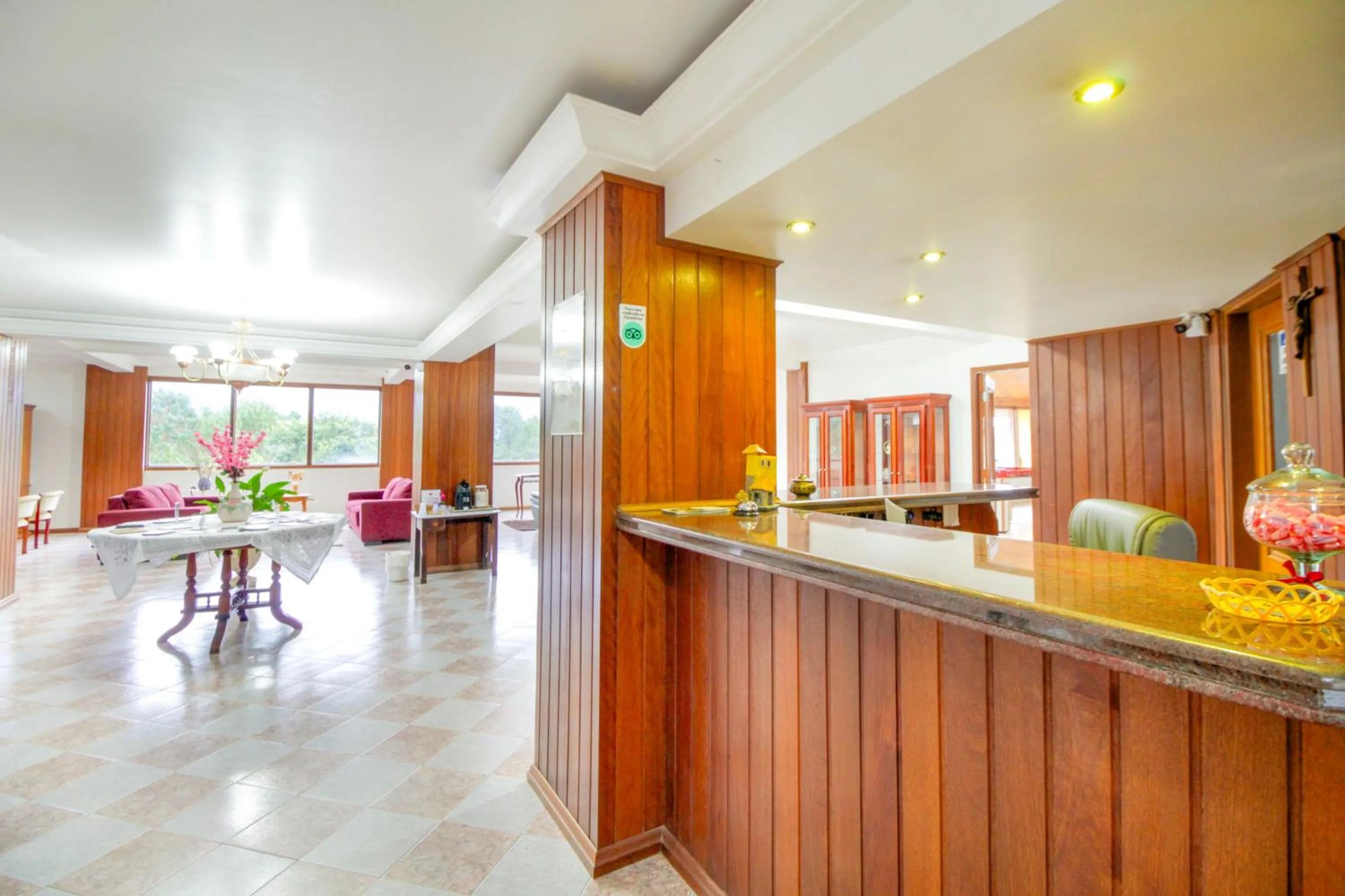 Lobby or reception in VELINN Hotel Ninho do Falcão