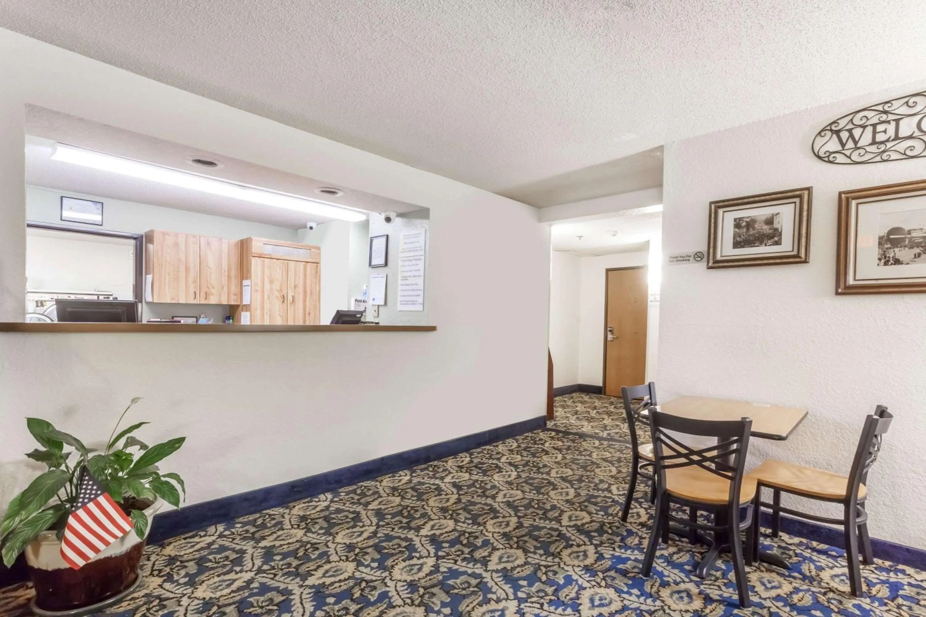 Lobby or reception in Super 8 by Wyndham Norwich