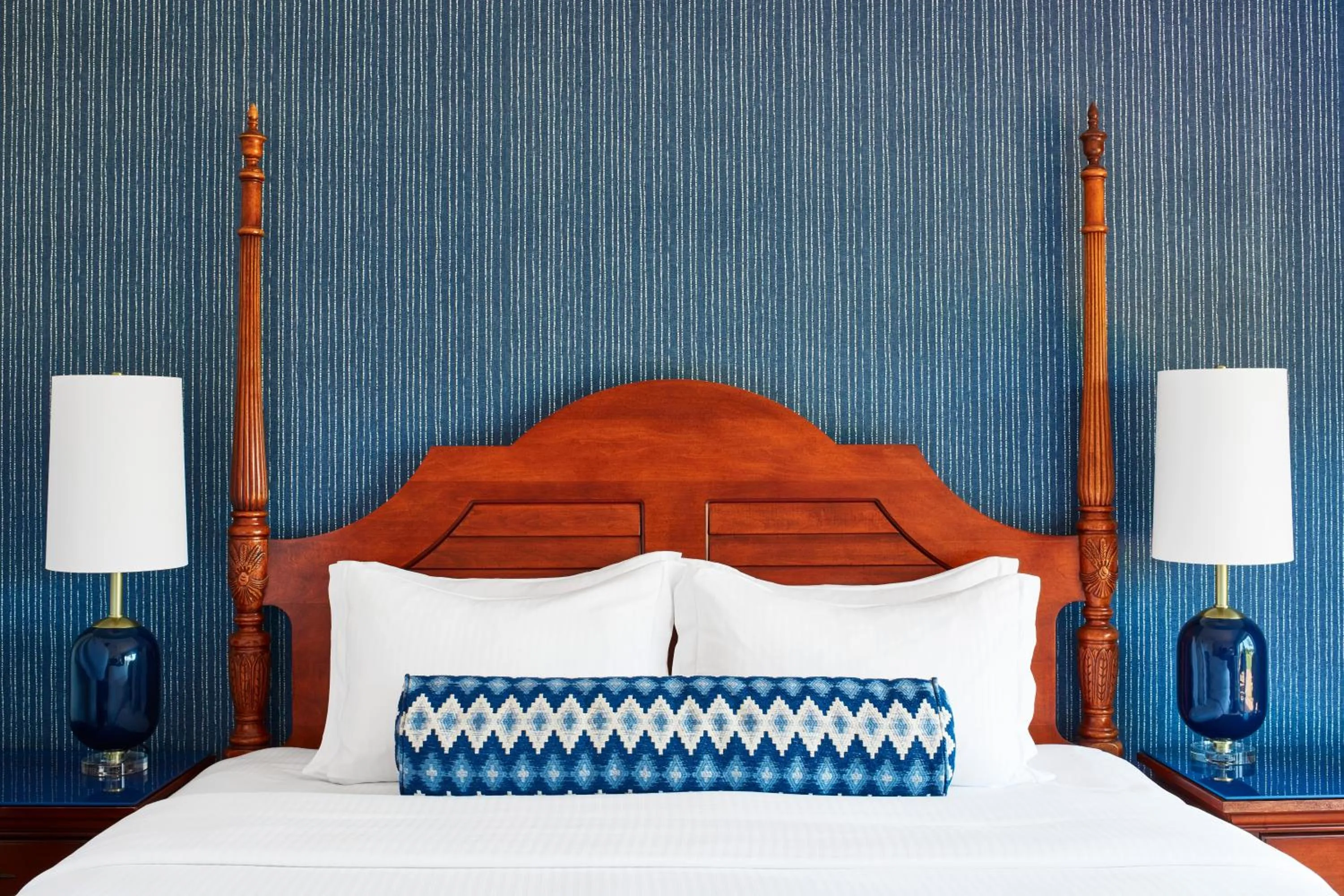 Bed in The Tides Inn