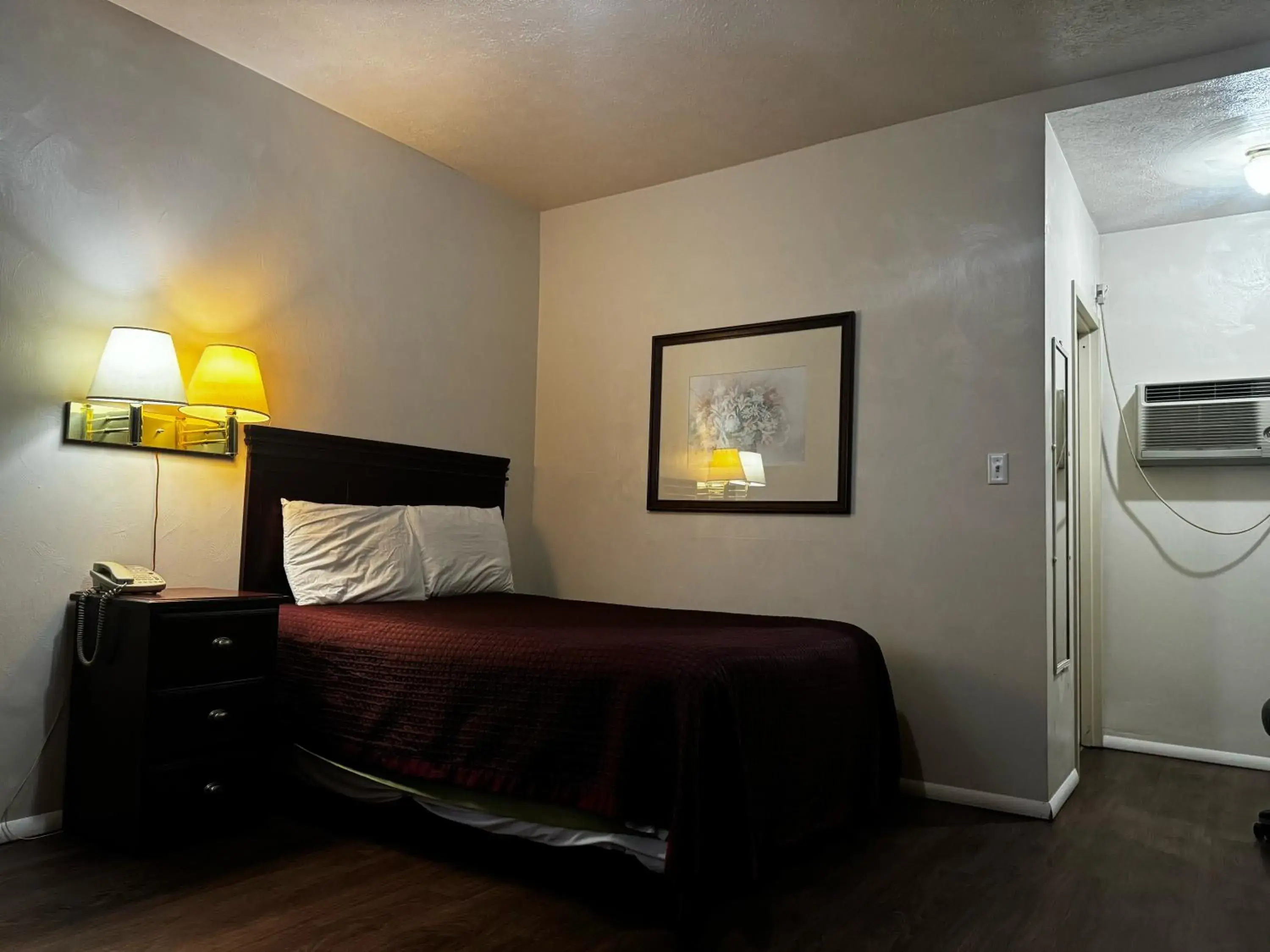 Standard Double Room in Heritage Inn Standard Double Room in Heritage Inn