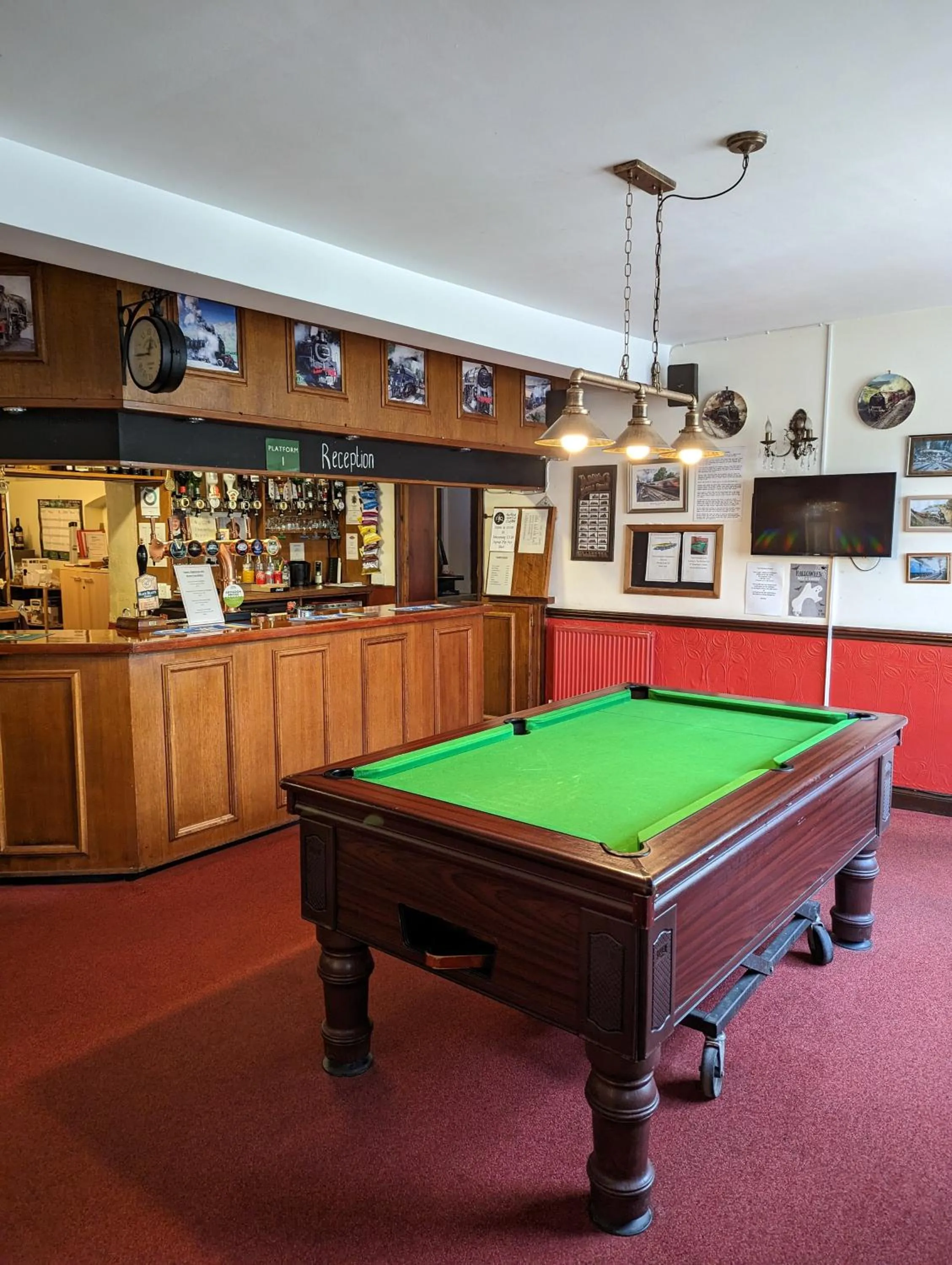 Billiard in Railway Inn