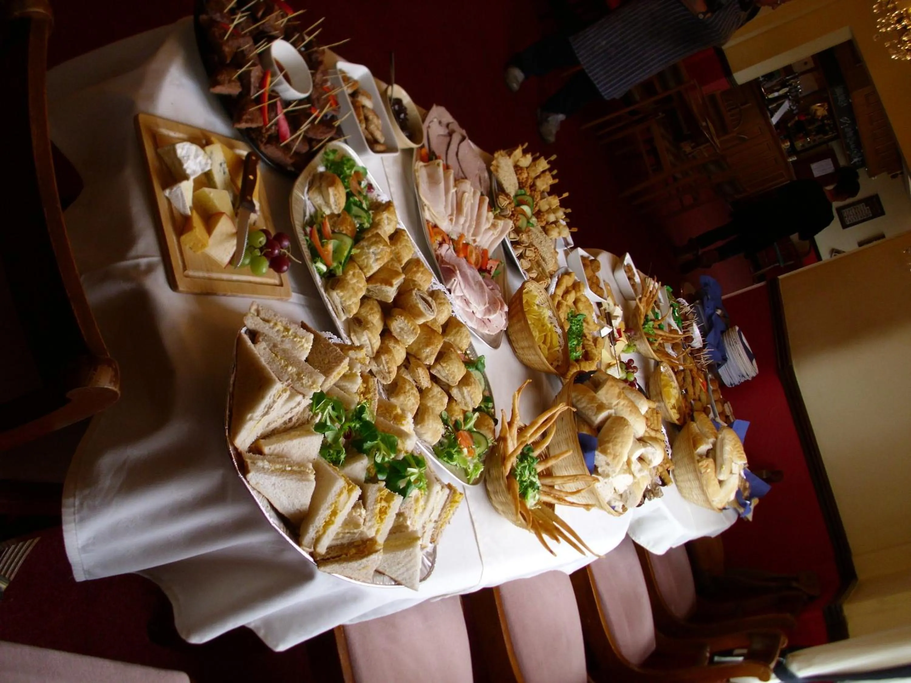 Food and drinks in Railway Inn