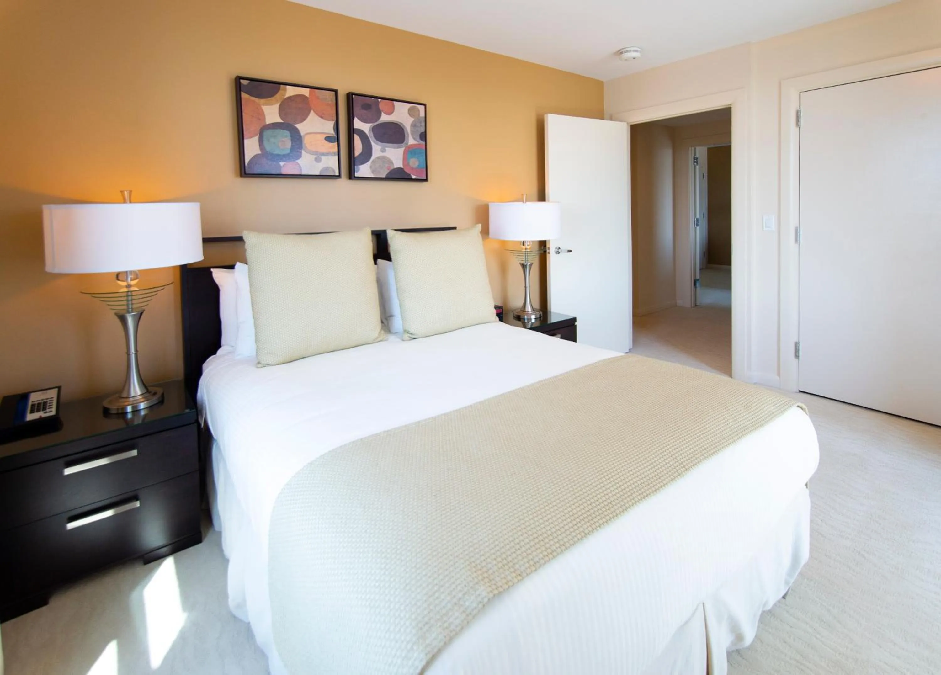 Bedroom, Bed in Broadway Plaza, Trademark Collection by Wyndham