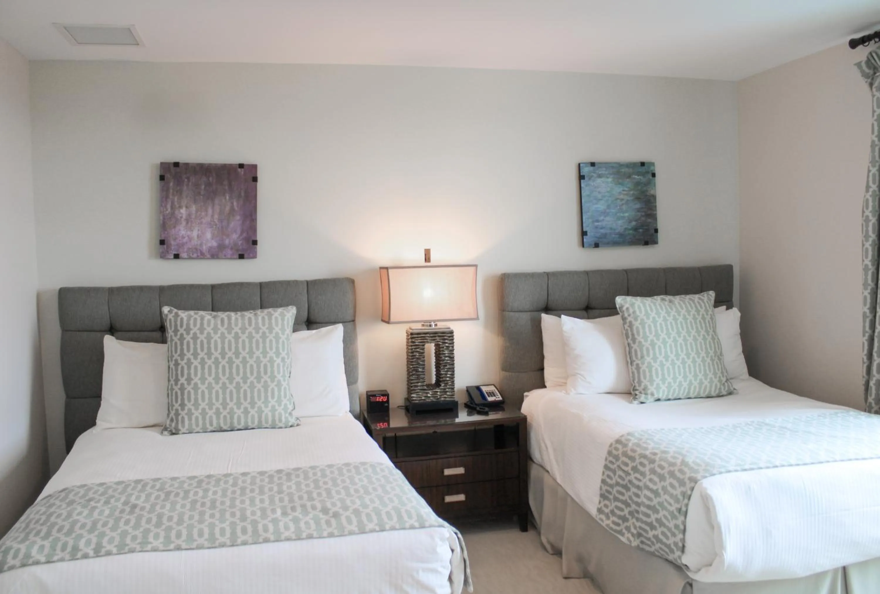 Bedroom, Bed in Broadway Plaza, Trademark Collection by Wyndham