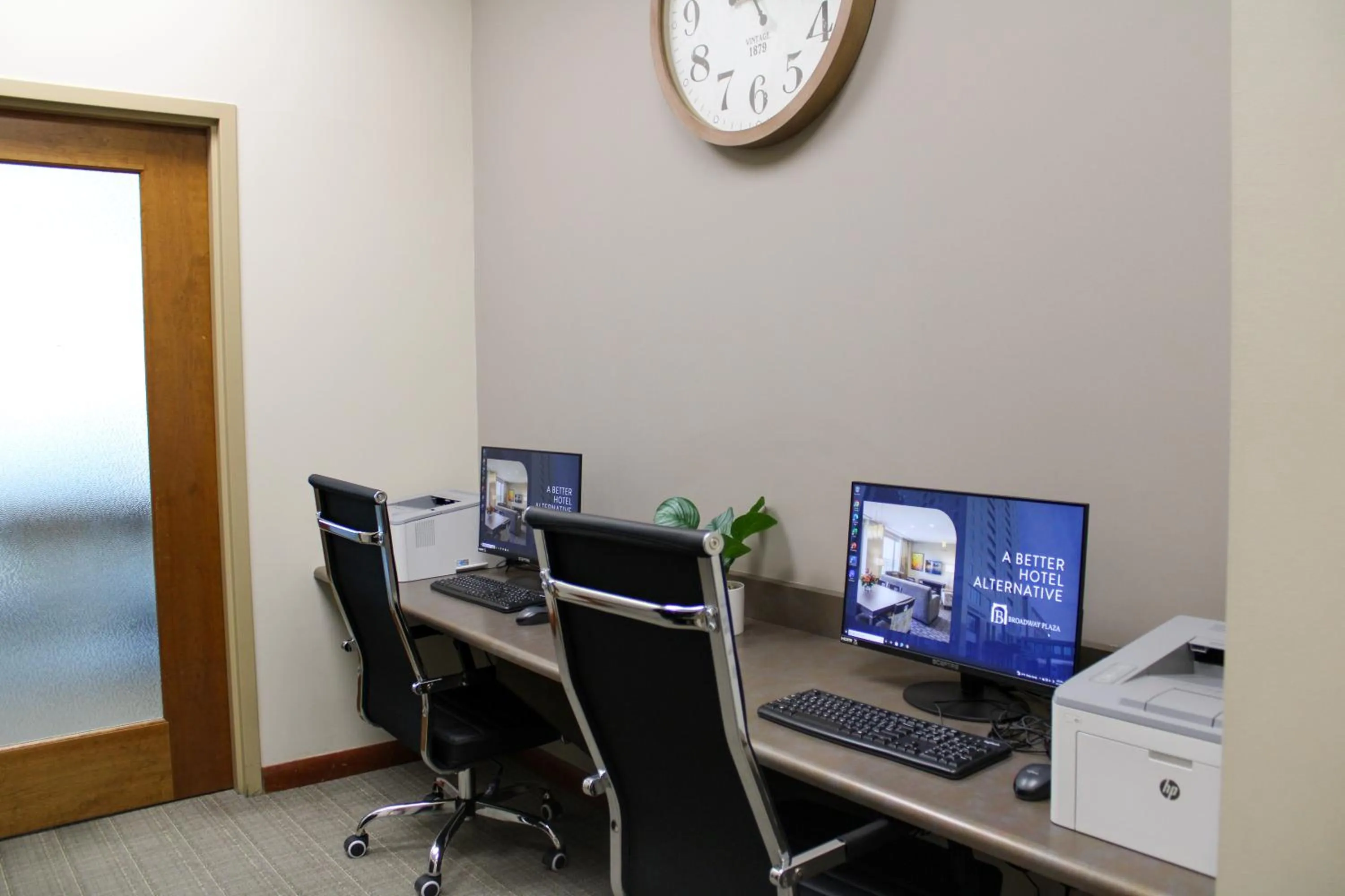 Business facilities in Broadway Plaza, Trademark Collection by Wyndham