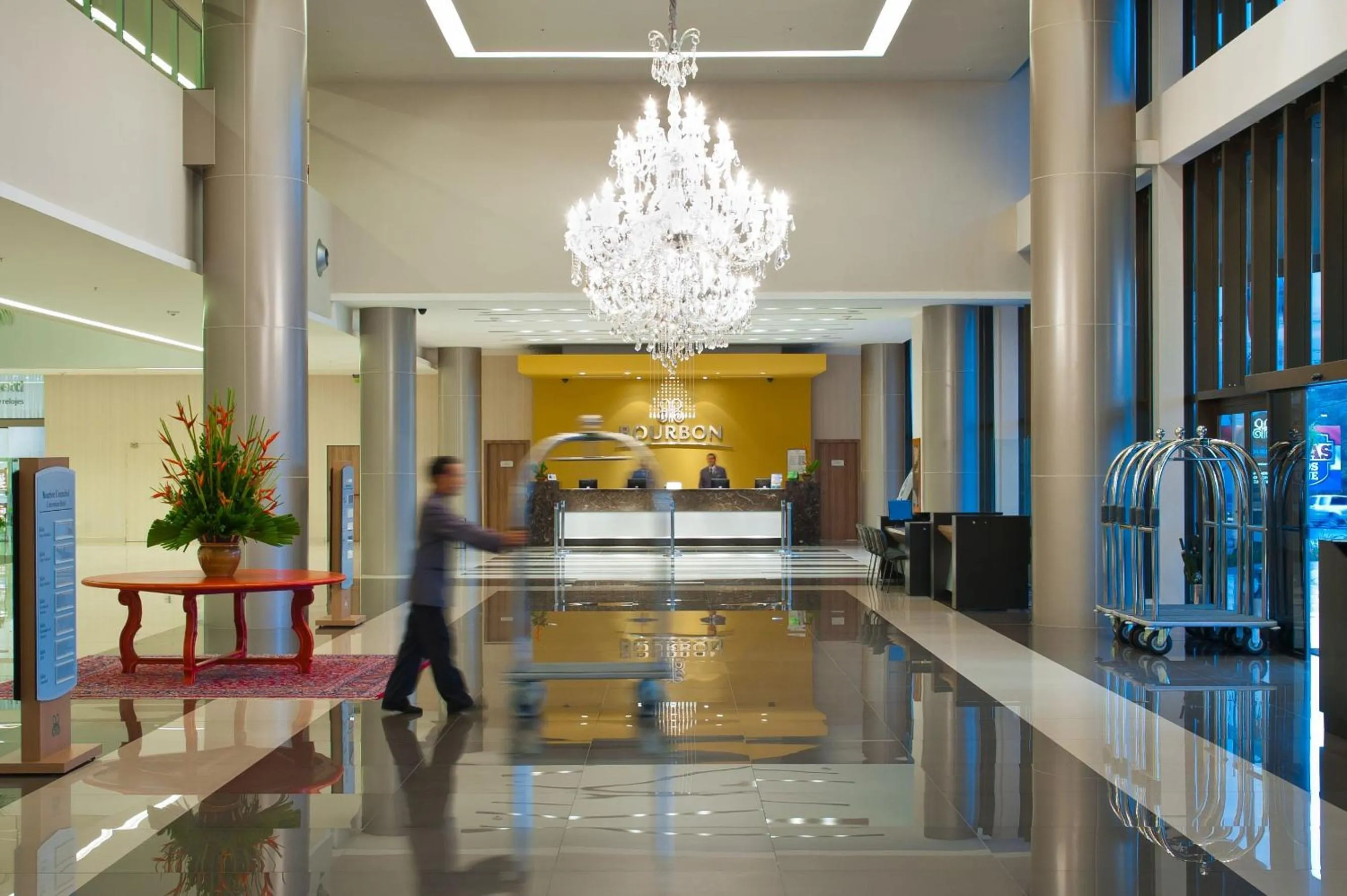 Lobby or reception in Gran Bourbon Hotel Asuncion