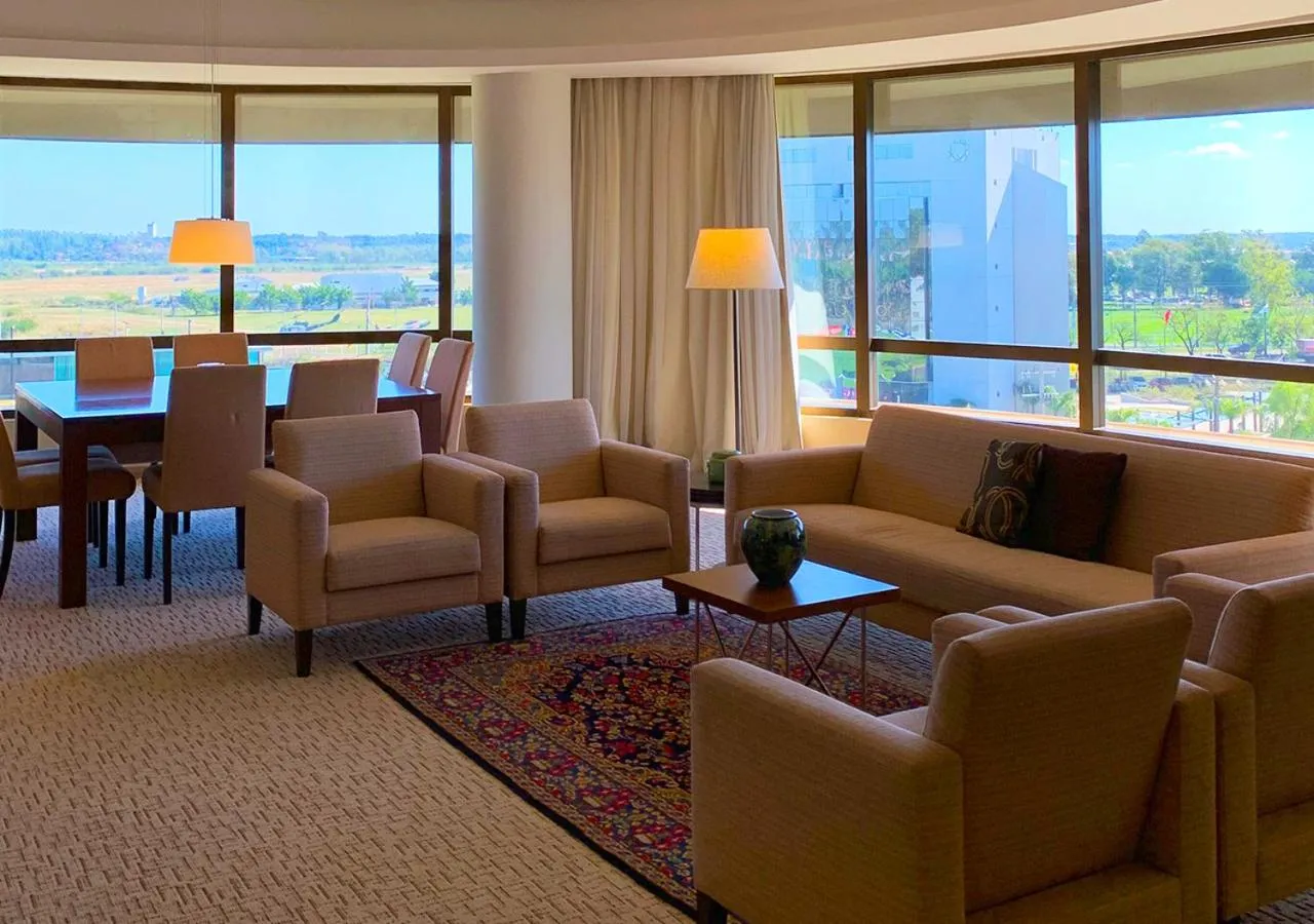Living room in Gran Bourbon Hotel Asuncion