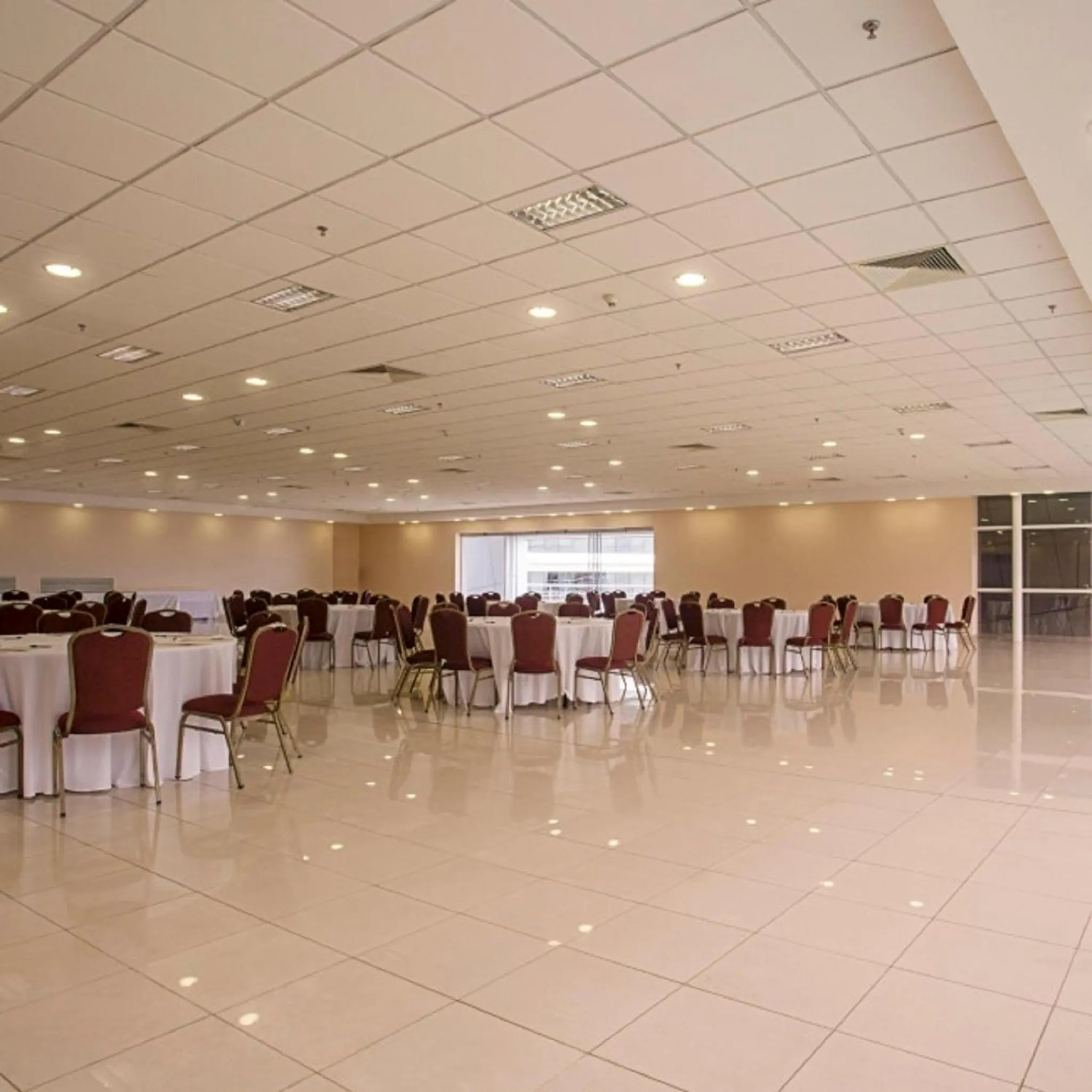 Meeting/conference room in Gran Bourbon Hotel Asuncion