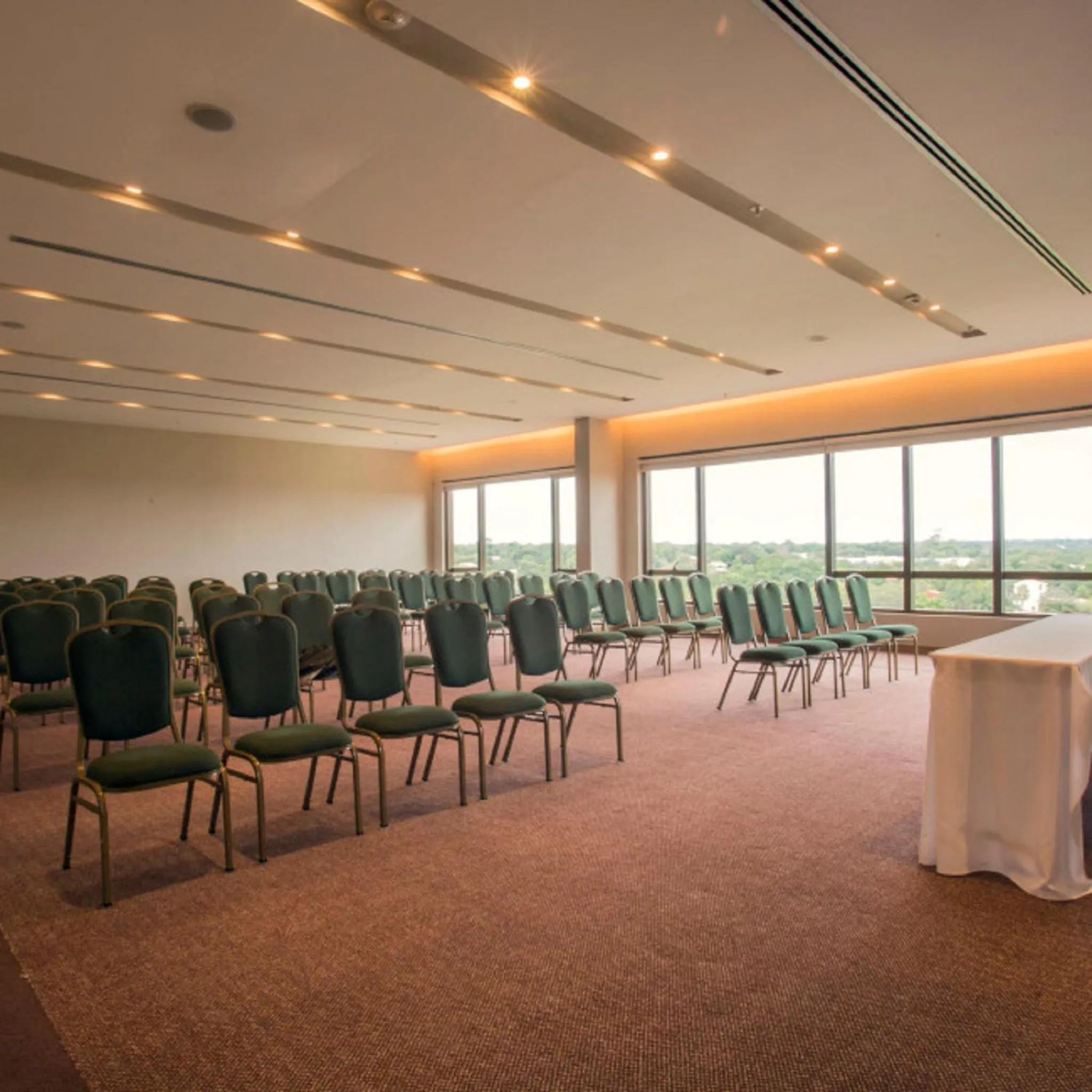 Meeting/conference room in Gran Bourbon Hotel Asuncion