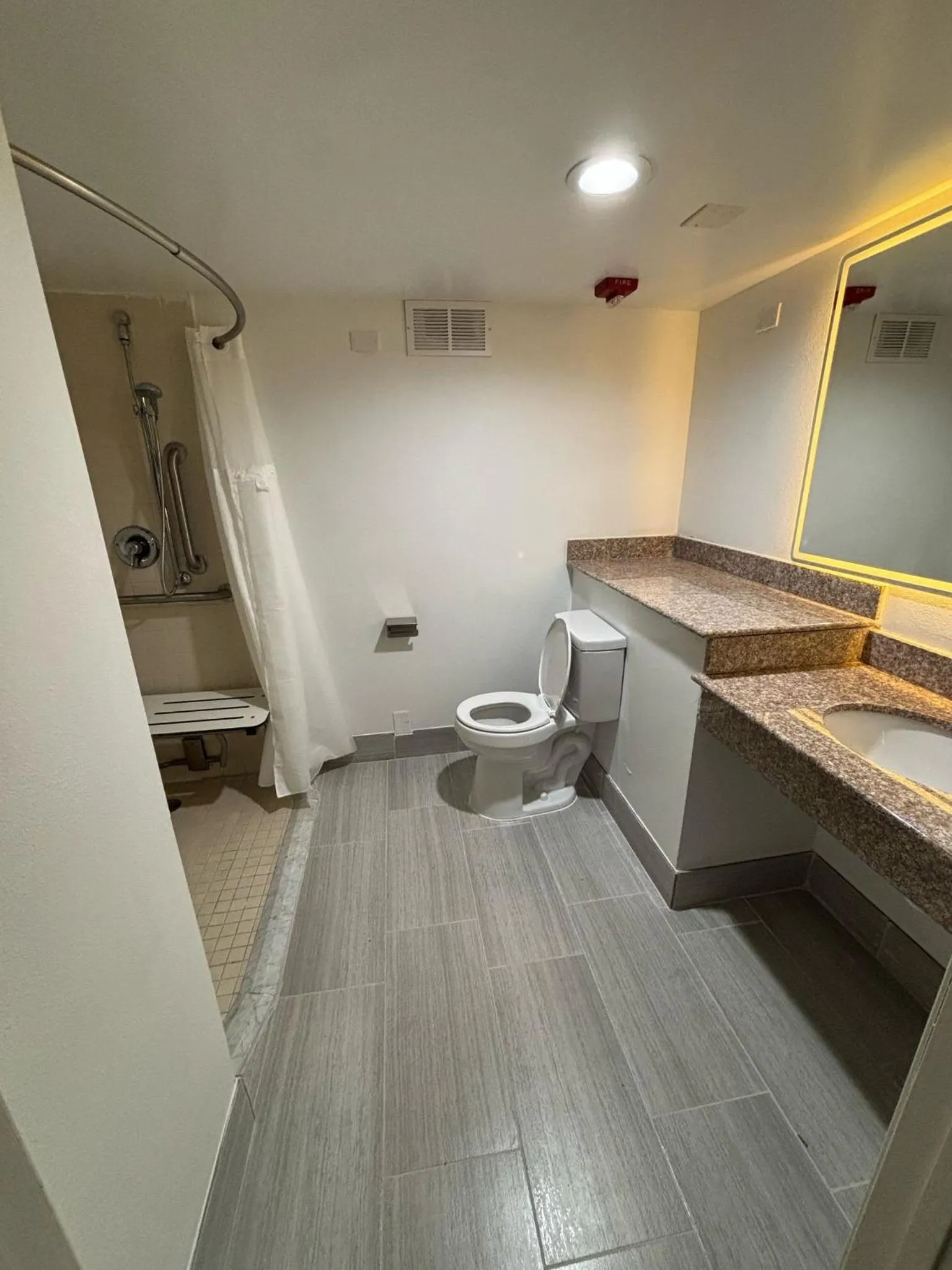 Days Hotel by Wyndham Williamsburg I-64