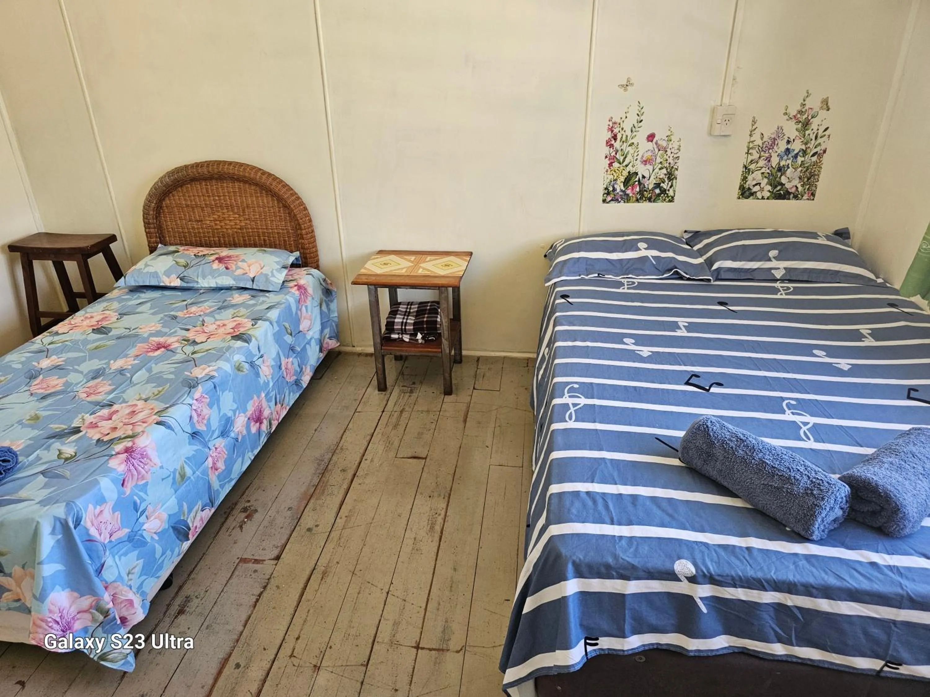 Bedroom, Bed in Heleni Jessop's Fatahega