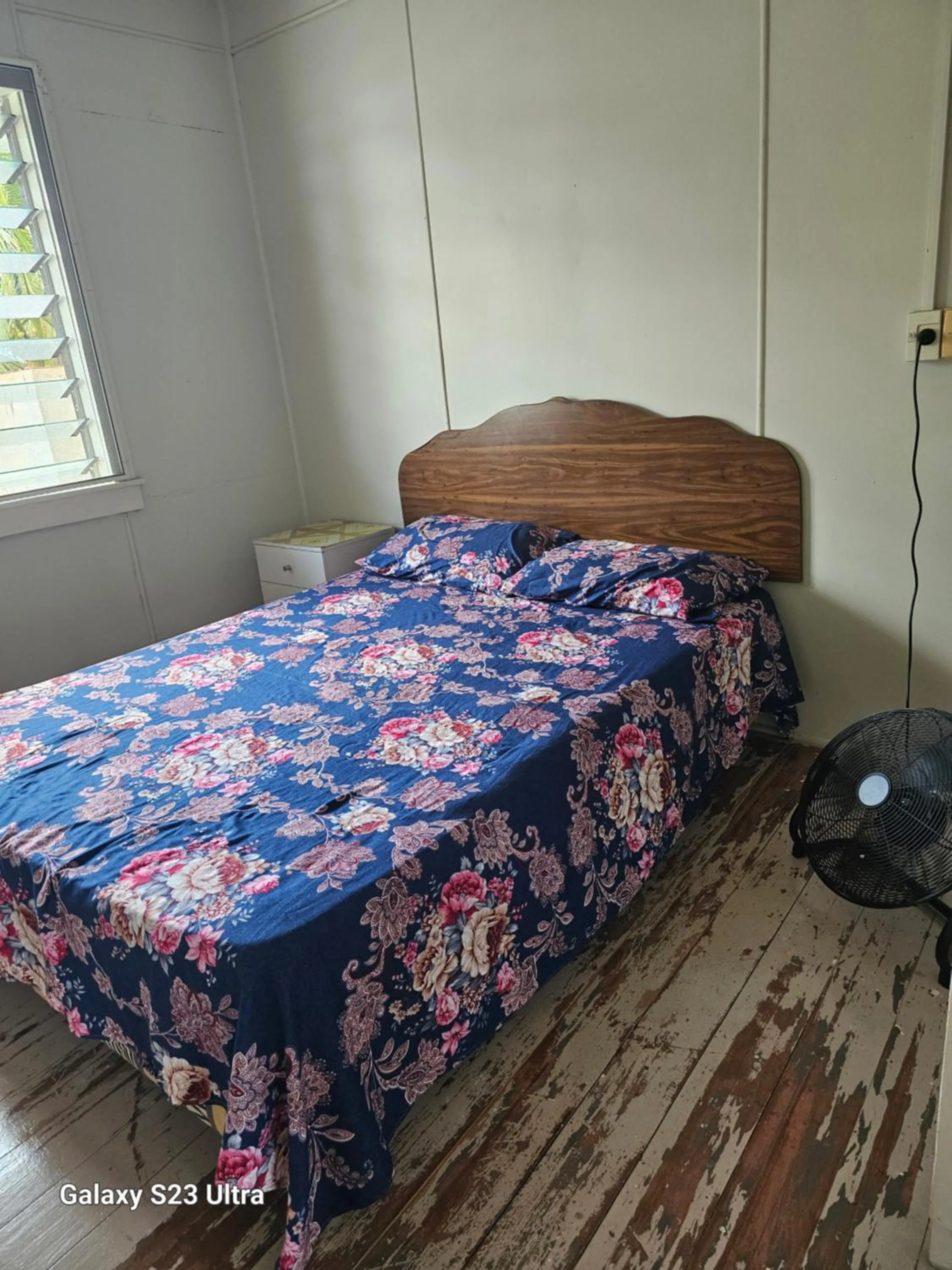 Bedroom, Bed in Heleni Jessop's Fatahega