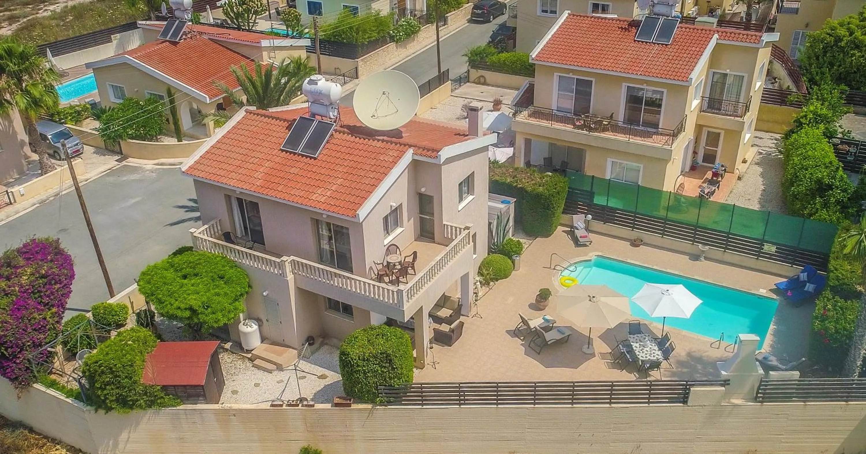 Patio in Villa Puccini: Luxury villa with private pool