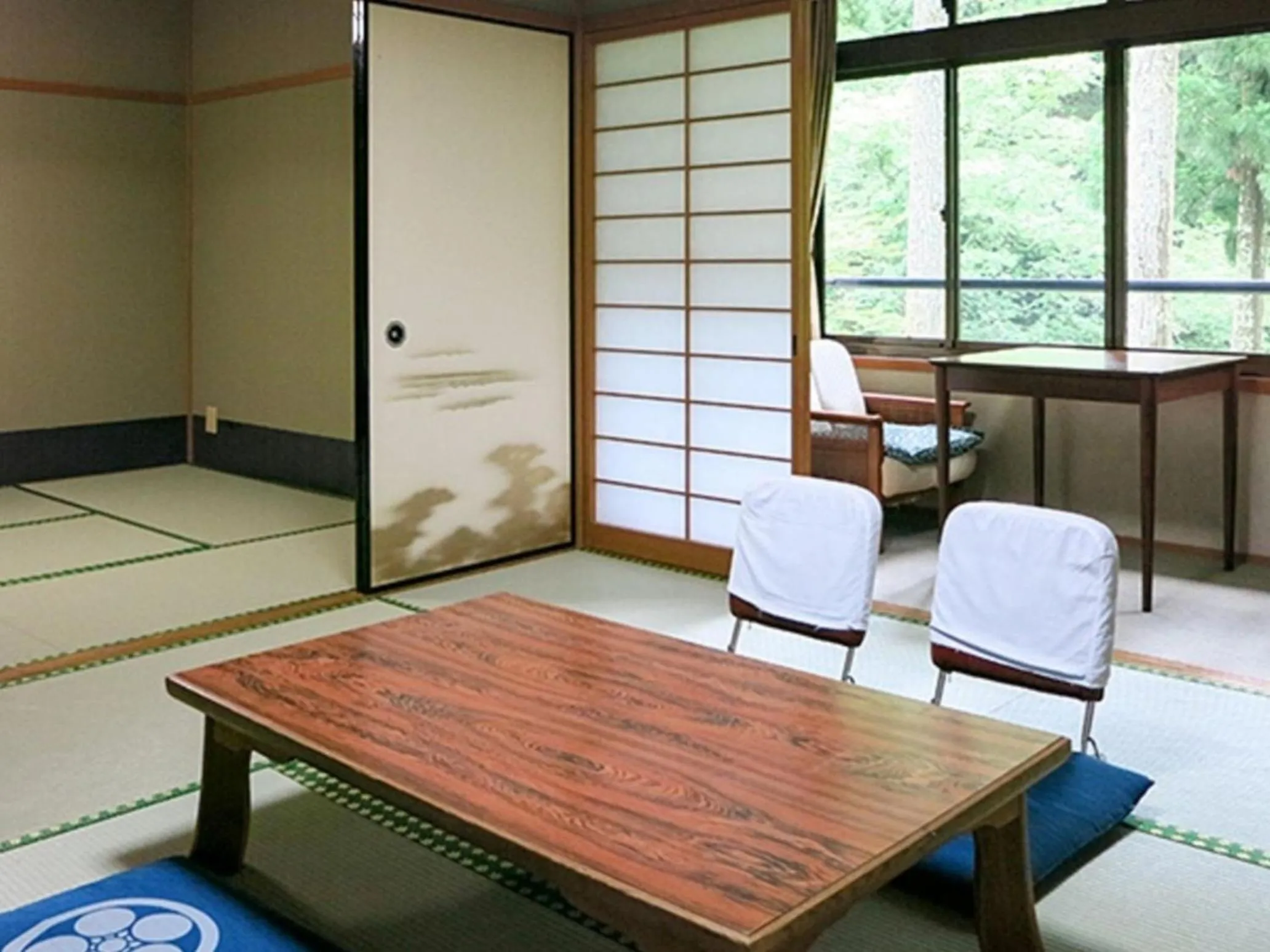 Photo of the whole room in Takao Kanko Hotel