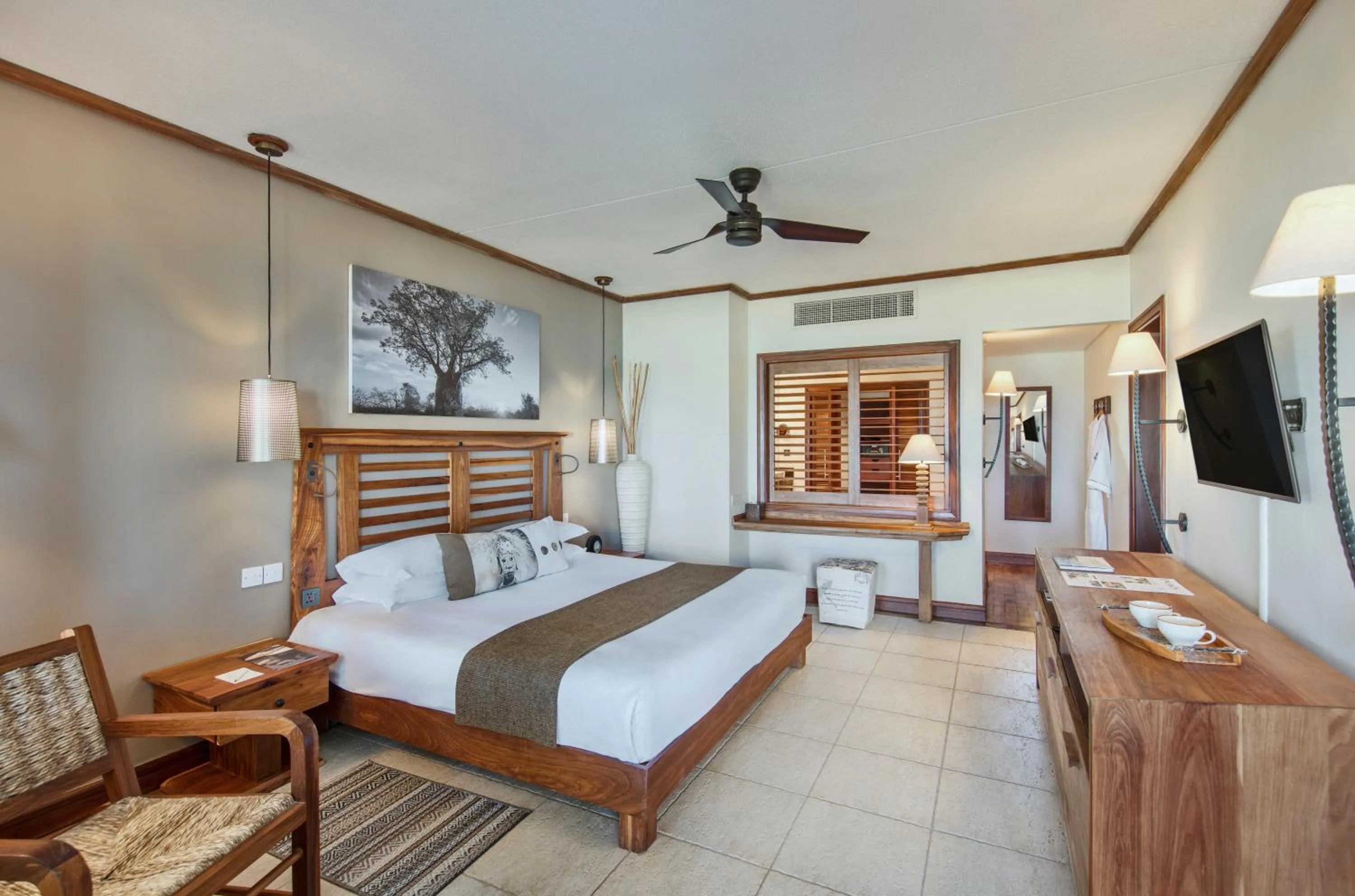 Coffee/tea facilities, Bed in Heritage Awali Golf & Spa Resort - All Inclusive