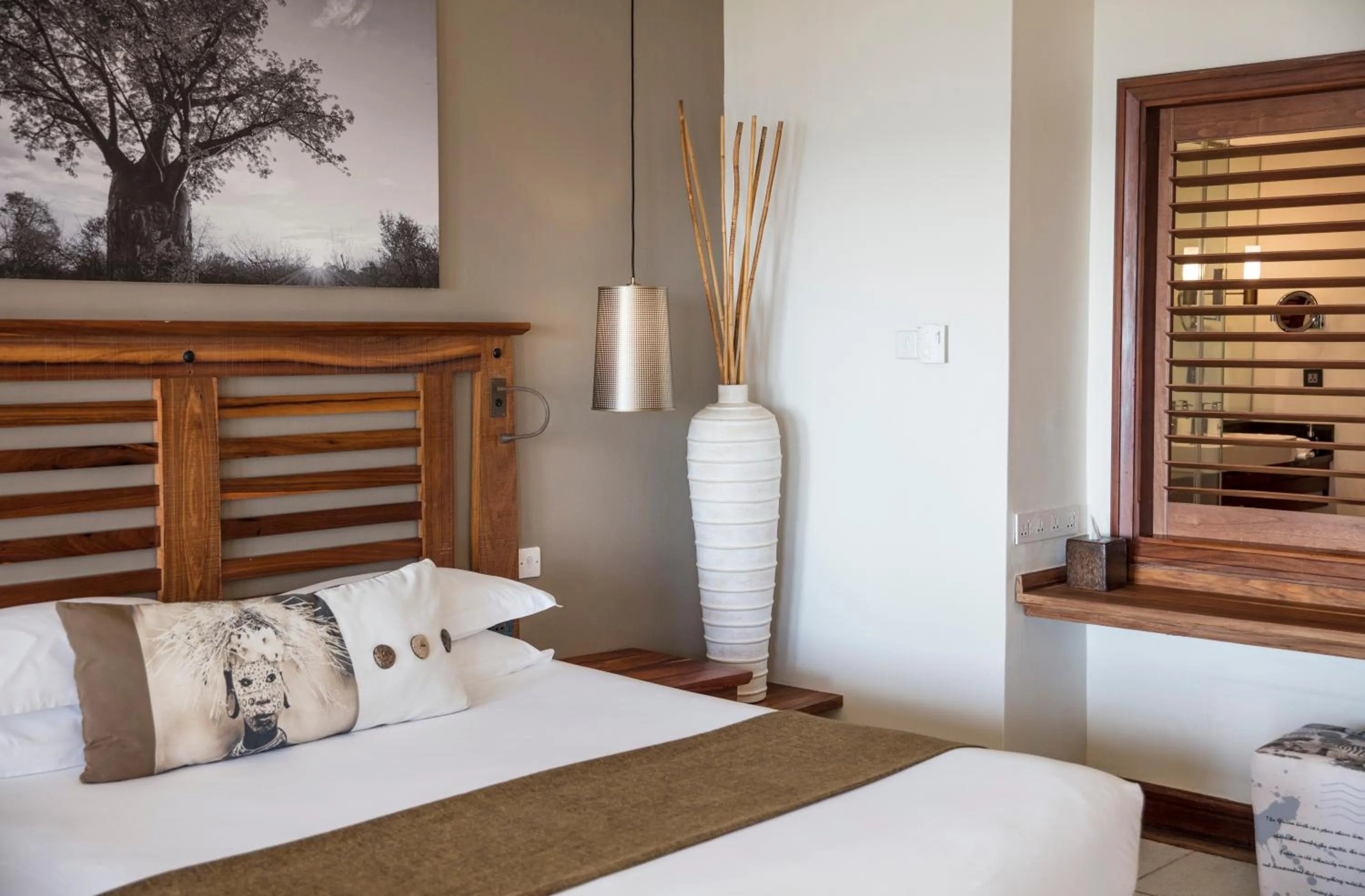 Bedroom, Bed in Heritage Awali Golf & Spa Resort - All Inclusive
