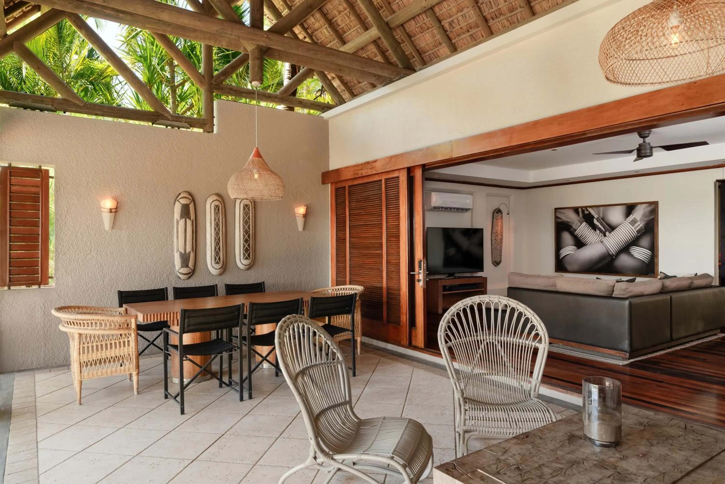 TV and multimedia in Heritage Awali Golf & Spa Resort - All Inclusive