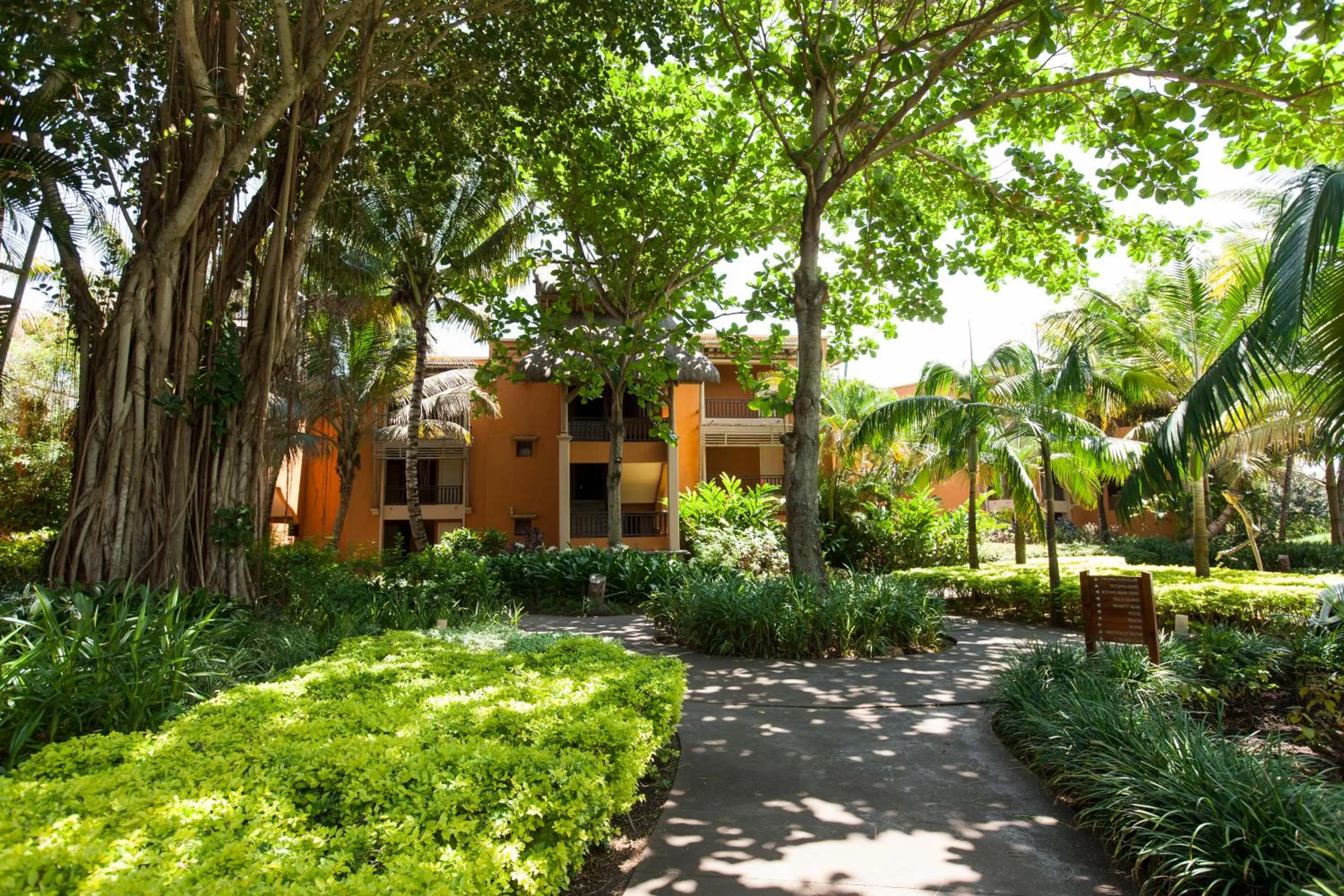 Garden in Heritage Awali Golf & Spa Resort - All Inclusive