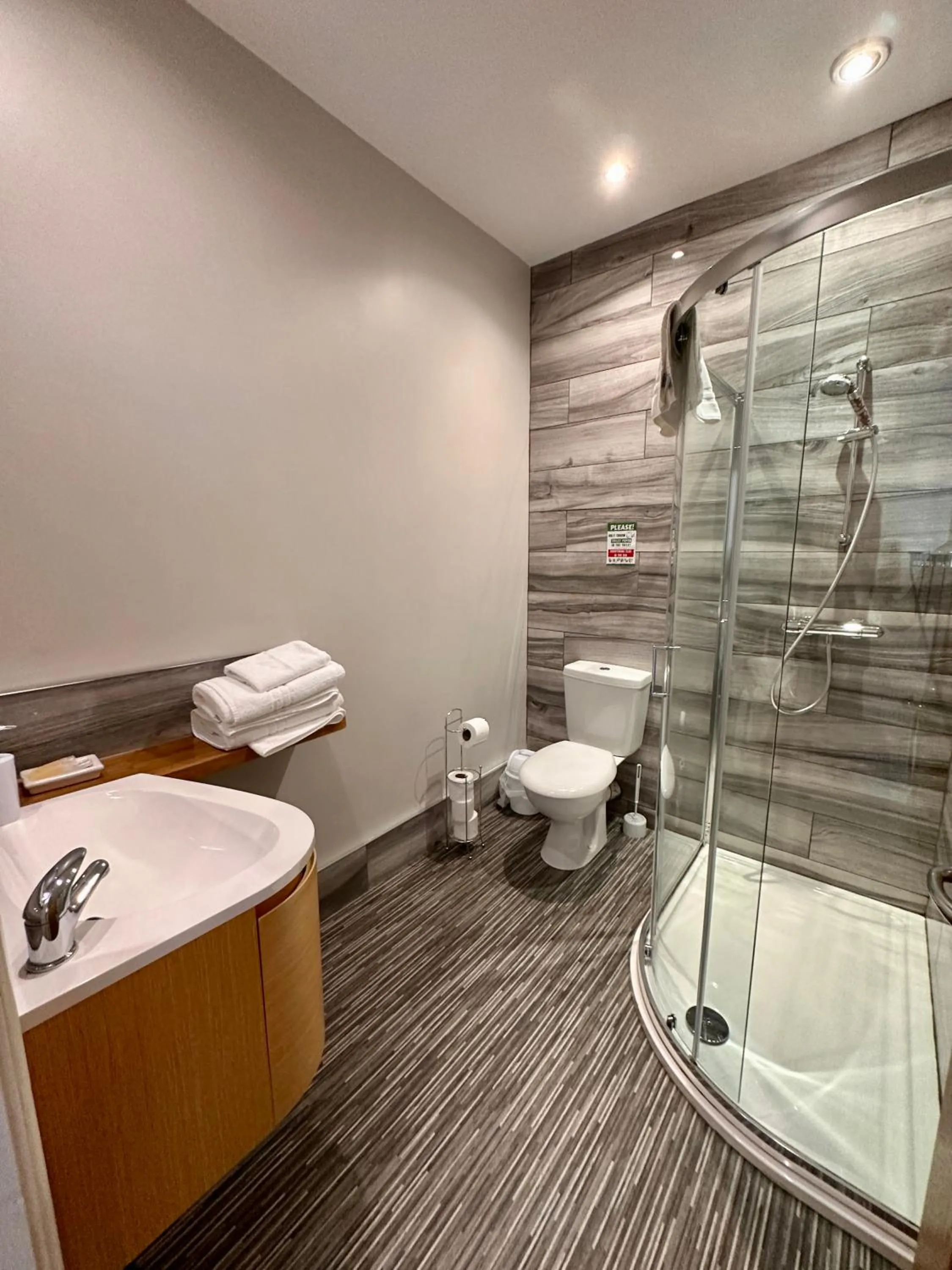 Bathroom in Spilman Hotel