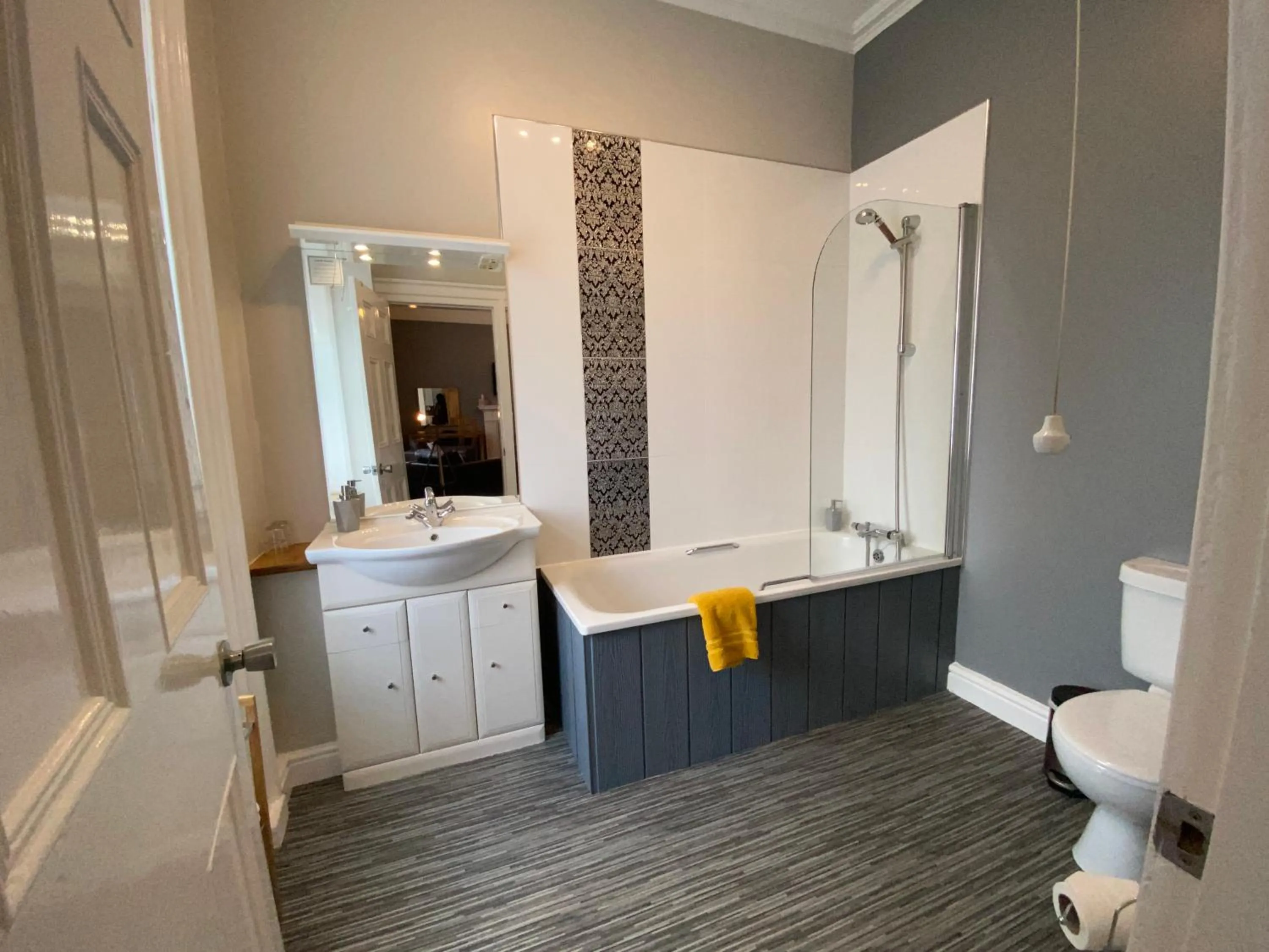 Bathroom in Spilman Hotel