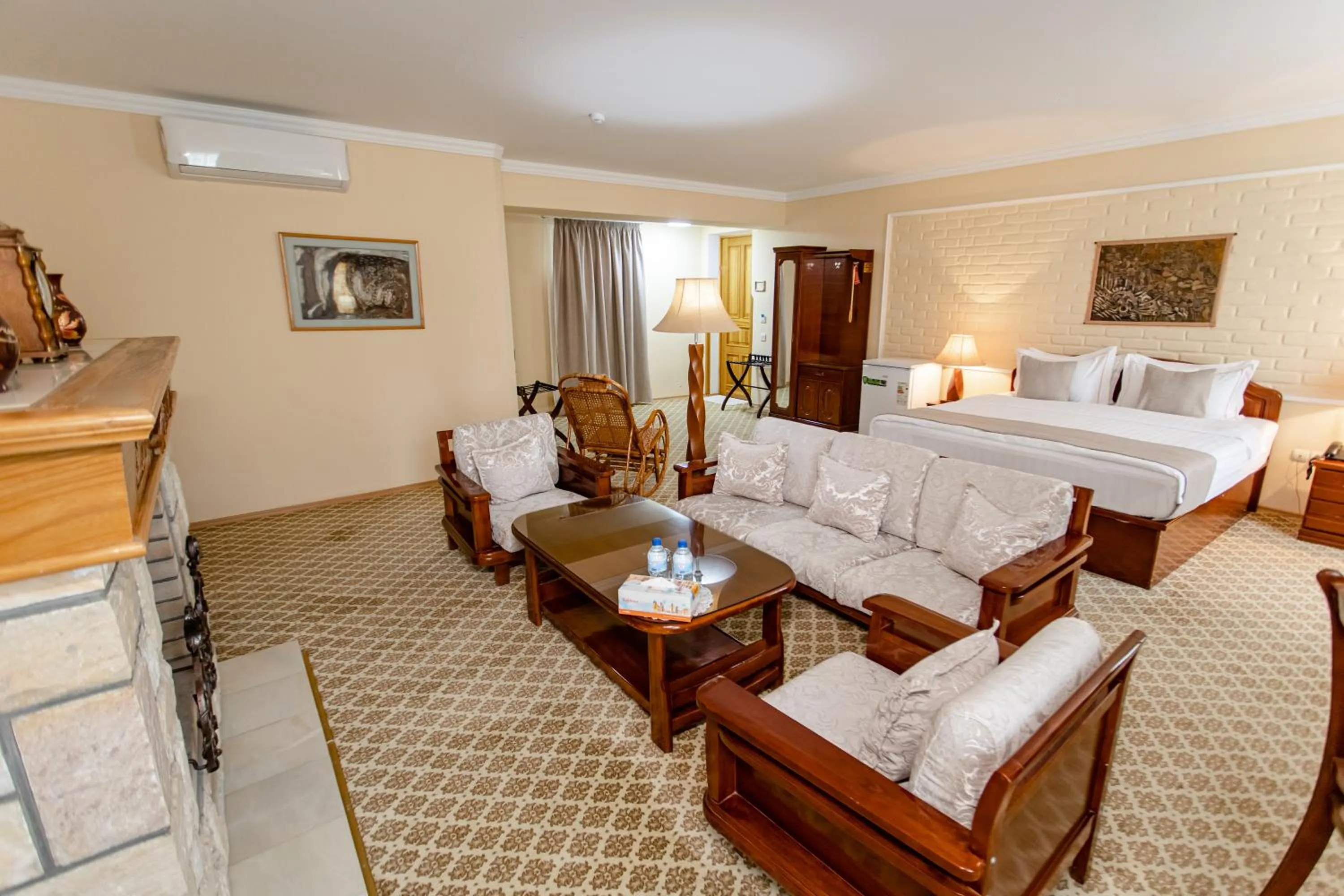 Photo of the whole room, Bed in Hotel Grand Samarkand Superior - B