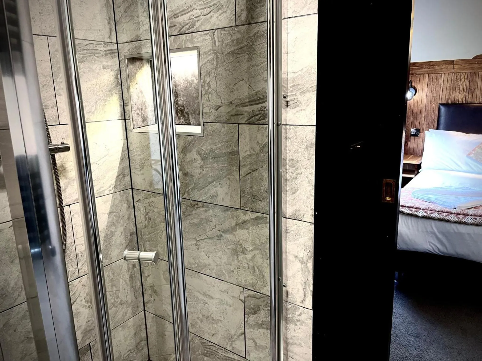 Bed in The Blue Boar - Historic Country Inn near Stratford-upon-Avon