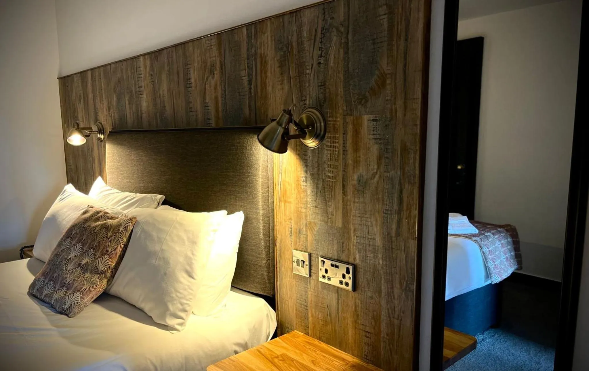 Bed in The Blue Boar - Historic Country Inn near Stratford-upon-Avon