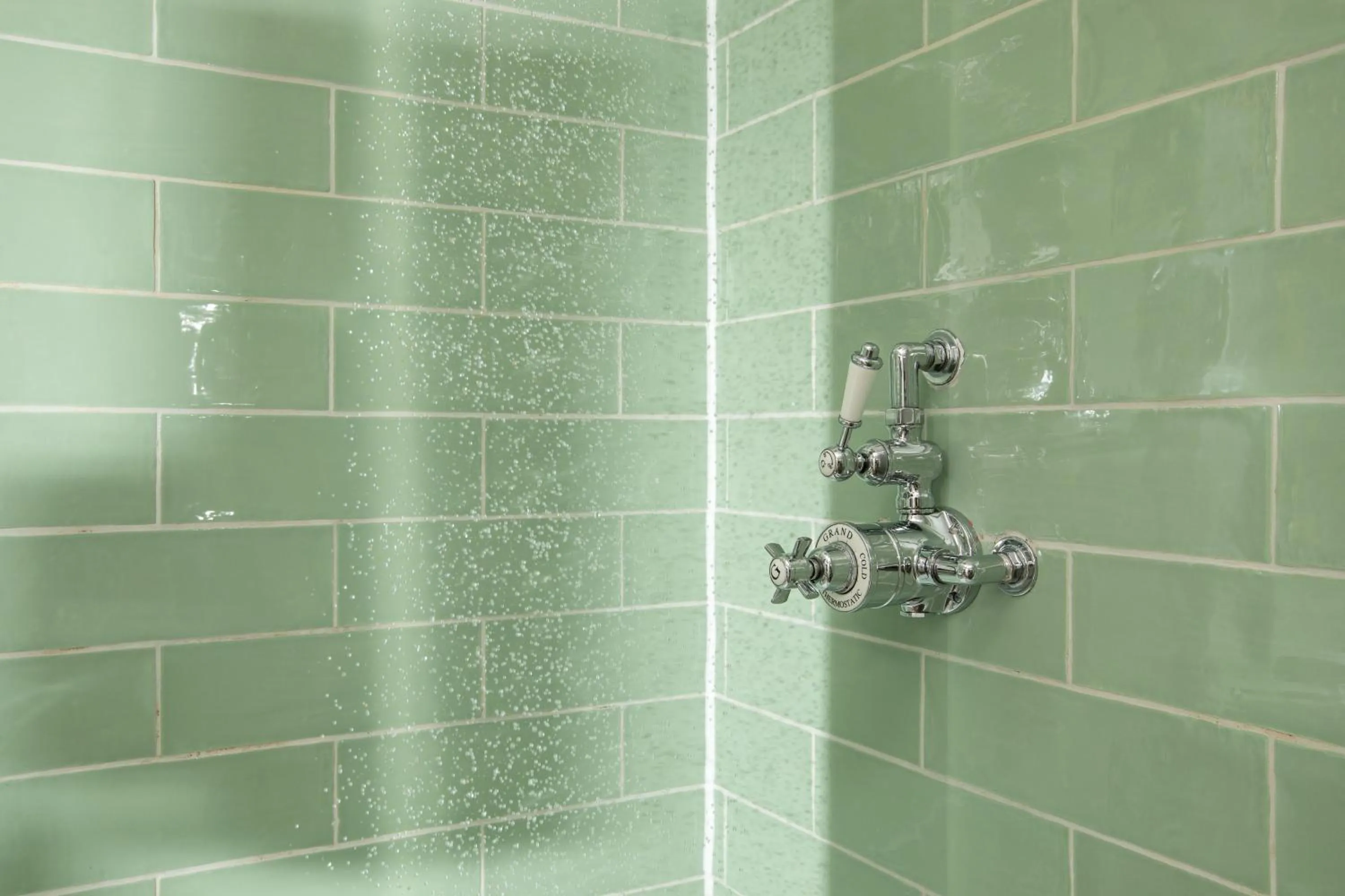 Shower in Celentano's Restaurant with Rooms